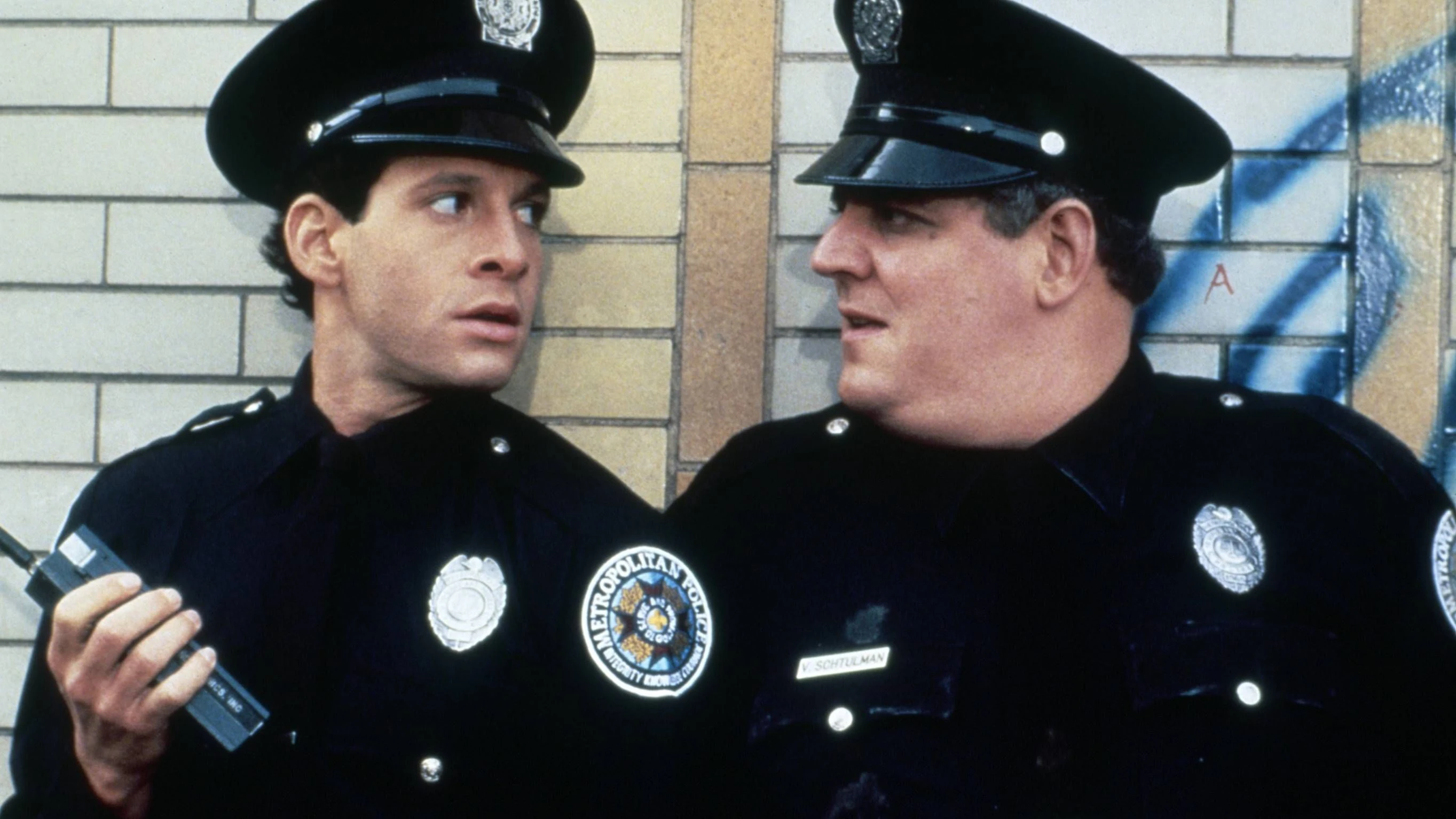 Peter Van Norden spielte neben Steve Guttenberg in "Police Academy 2" mit.