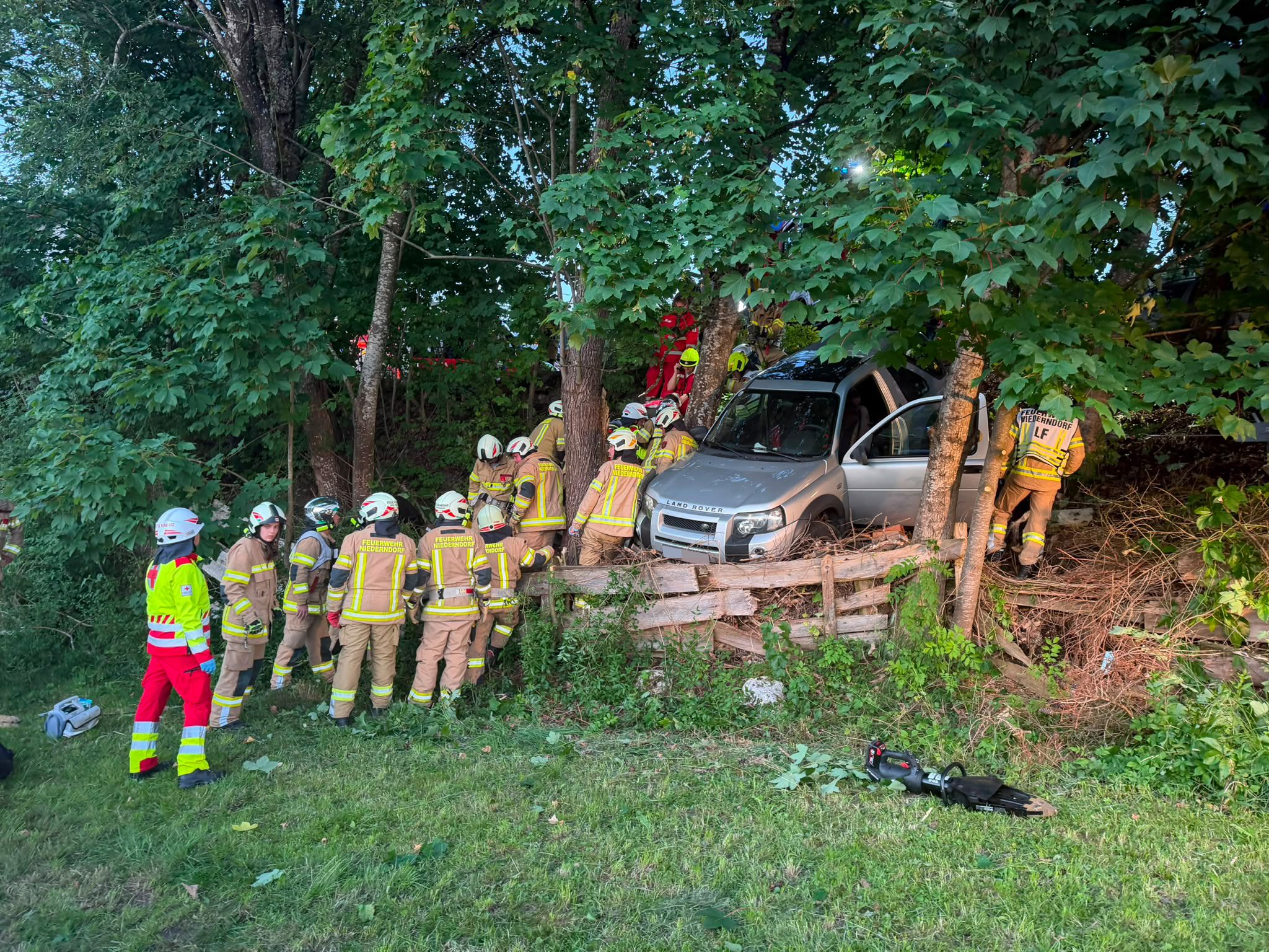 Die Frau wurde bei dem Unfall verletzt.