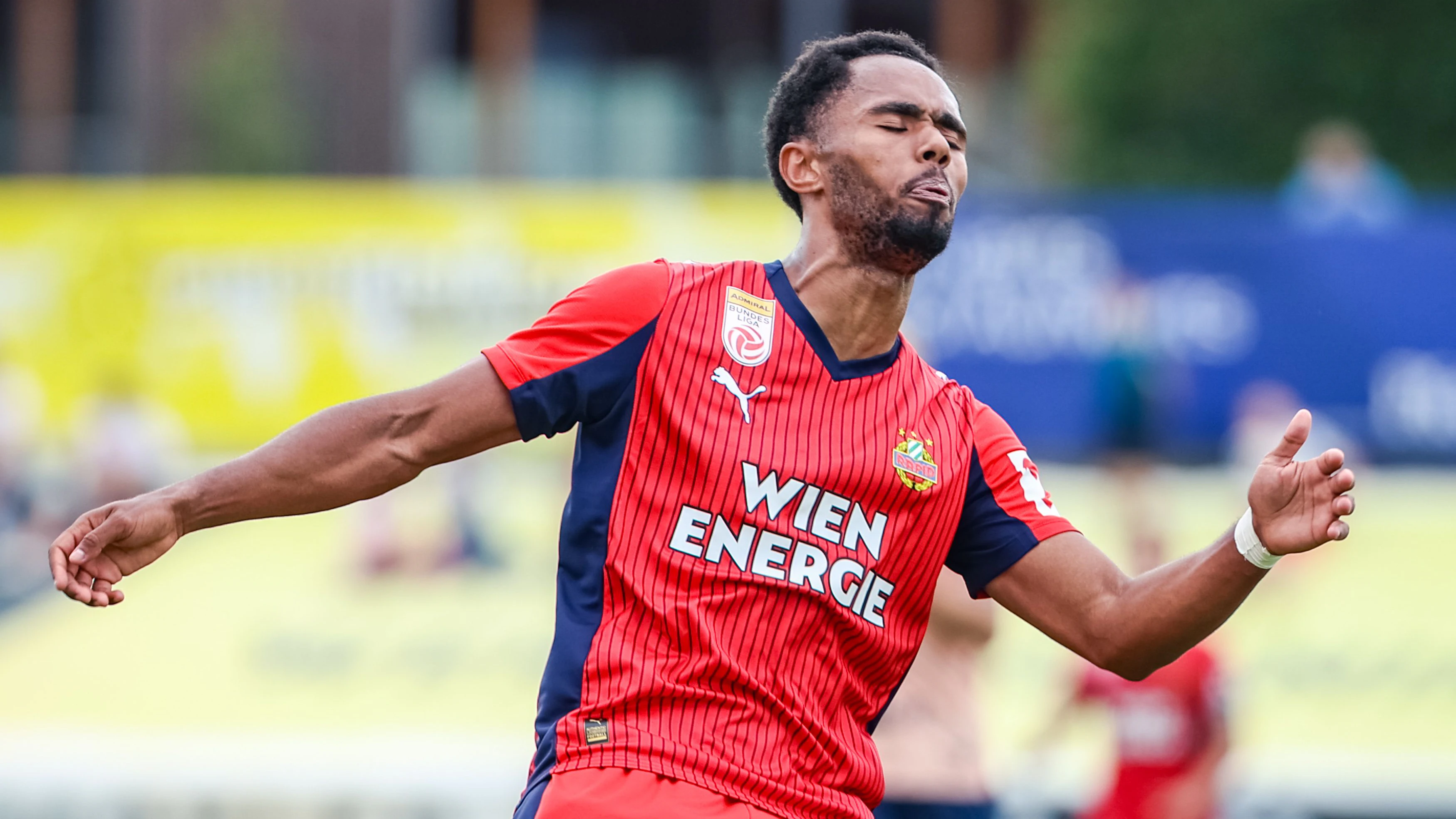 Heute.at - Rapid müht sich zu Testspiel-Sieg bei Zweitligist