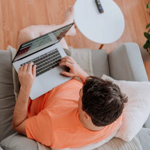Problem-Generation Z: Keine Freunde, keine Hobbys, nur Social Media
