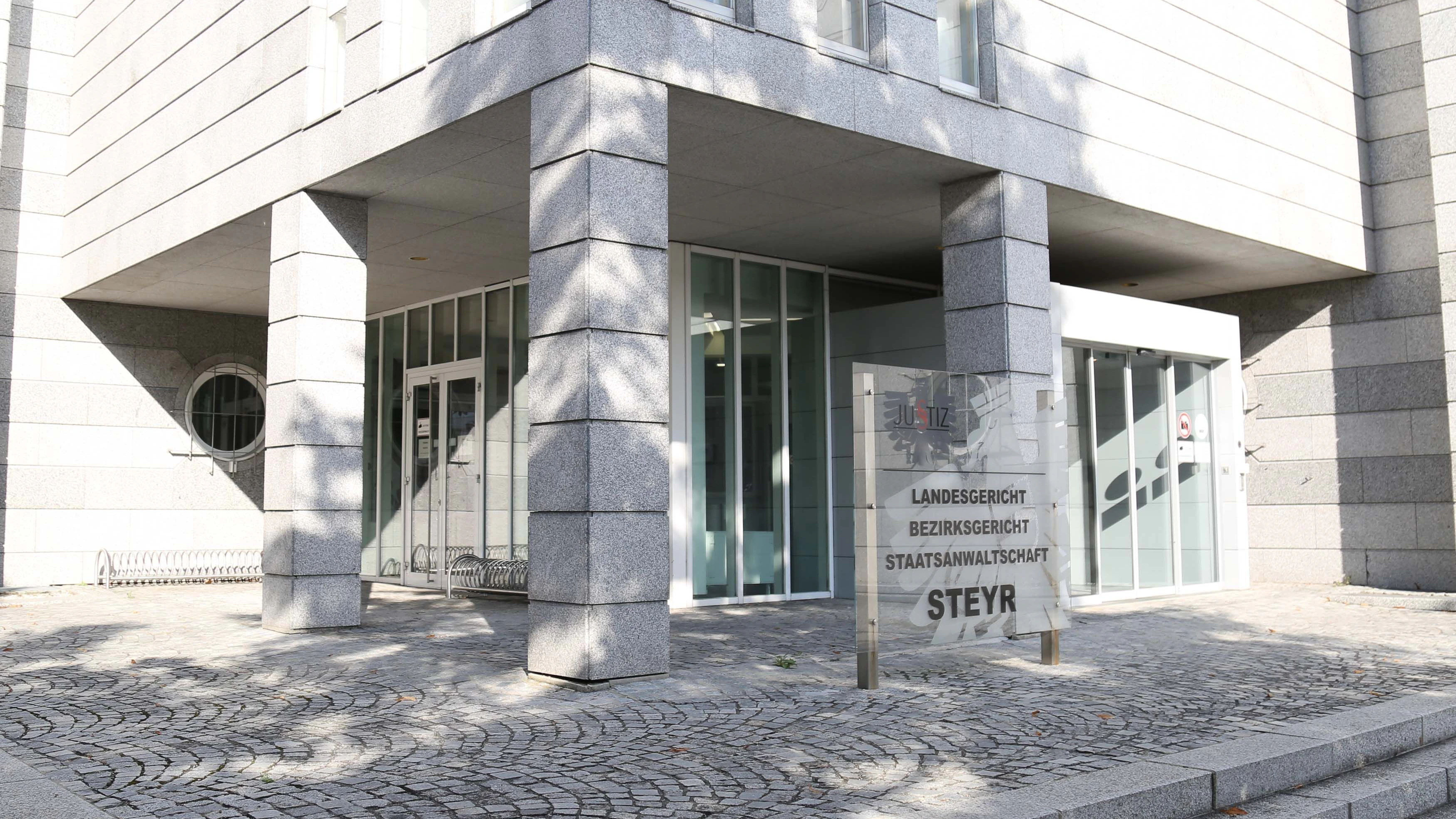 Heute.at - Mann verlor Sohn – Staat verklagt ihn auf Mega-Summe