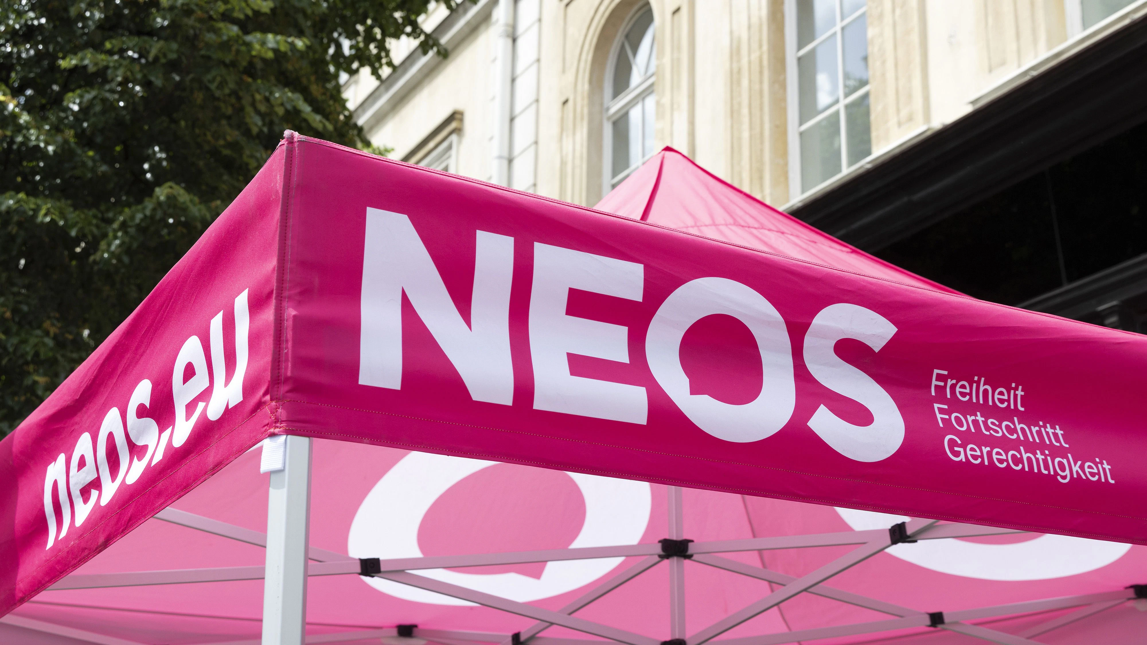 Bei den NEOS ist der nächste Abgang fix.