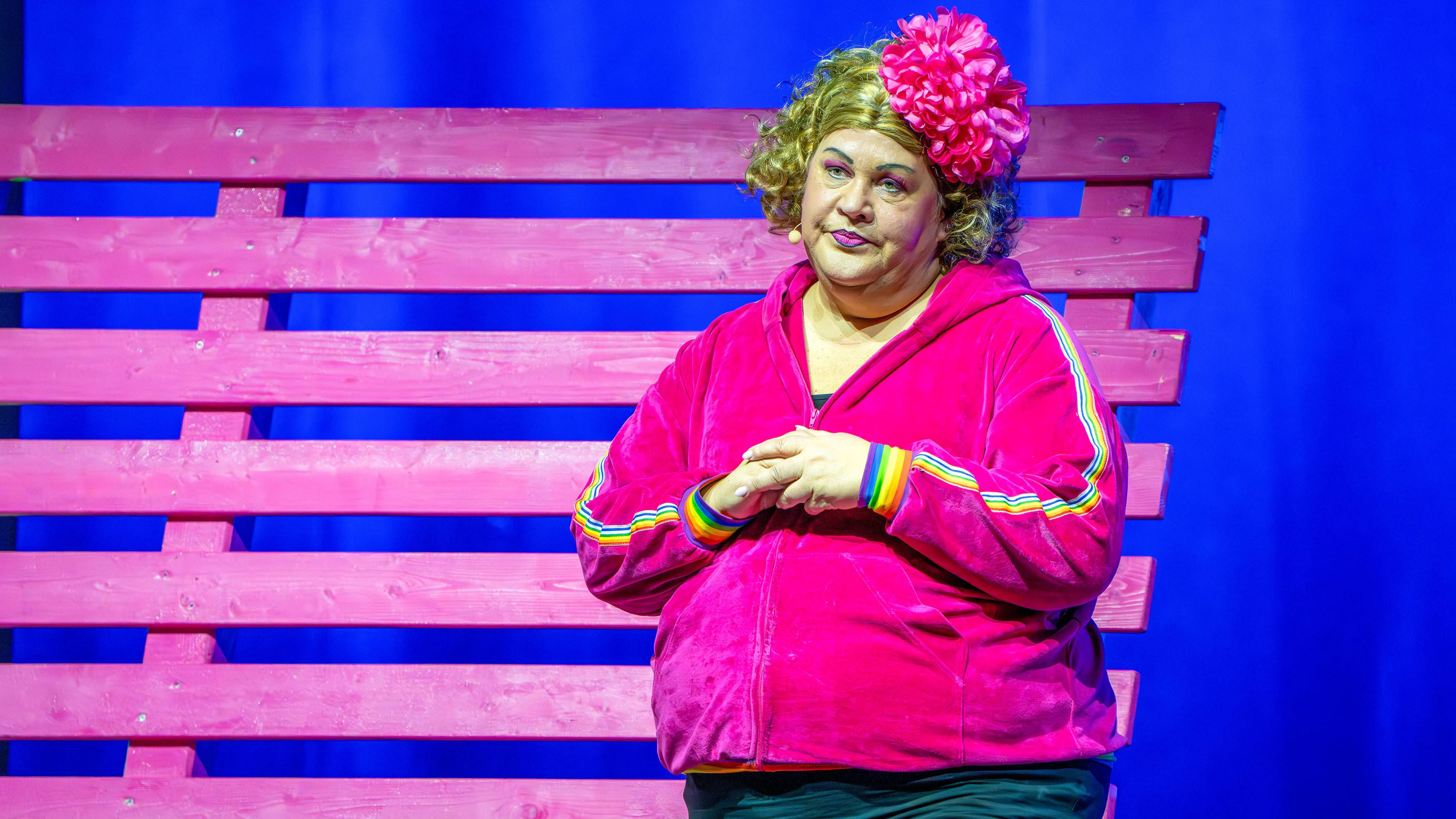 Komikerin Ilka Bessin performt bei ihrer Show 20 Jahre Cindy aus Marzahn 