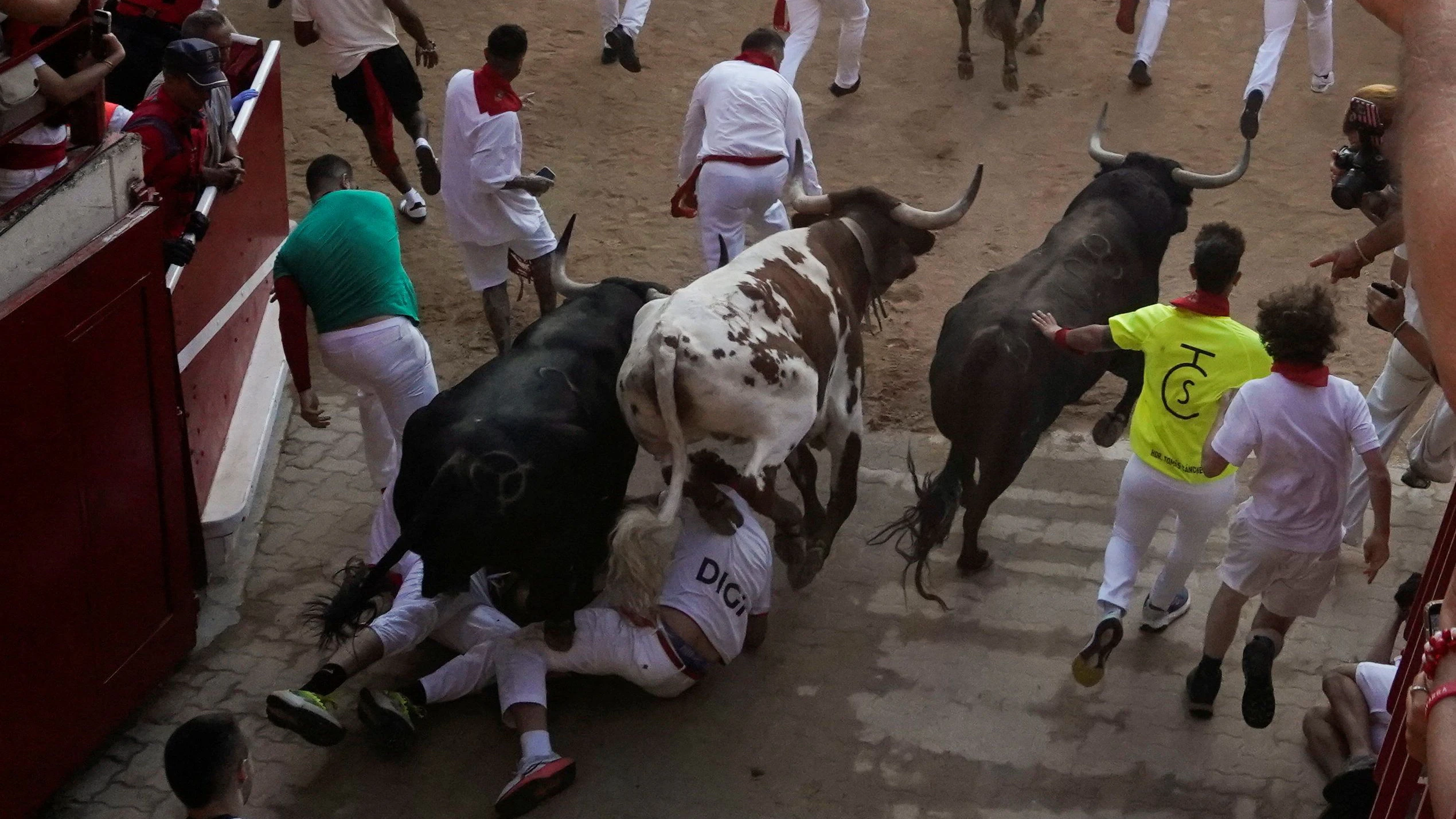 Beim diesjährigen Stiertreiben in Pamplona wurden offiziellen Angaben zufolge 57 Personen verletzt. 