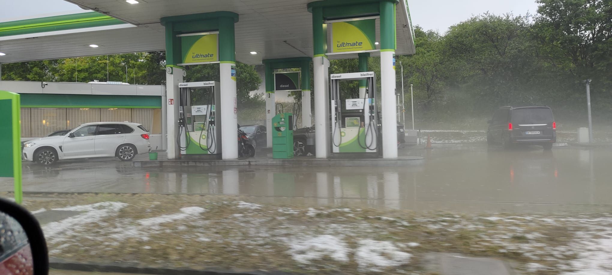 Heute.at - Heftige Unwetter! Starker Hagel vor den Toren Wiens