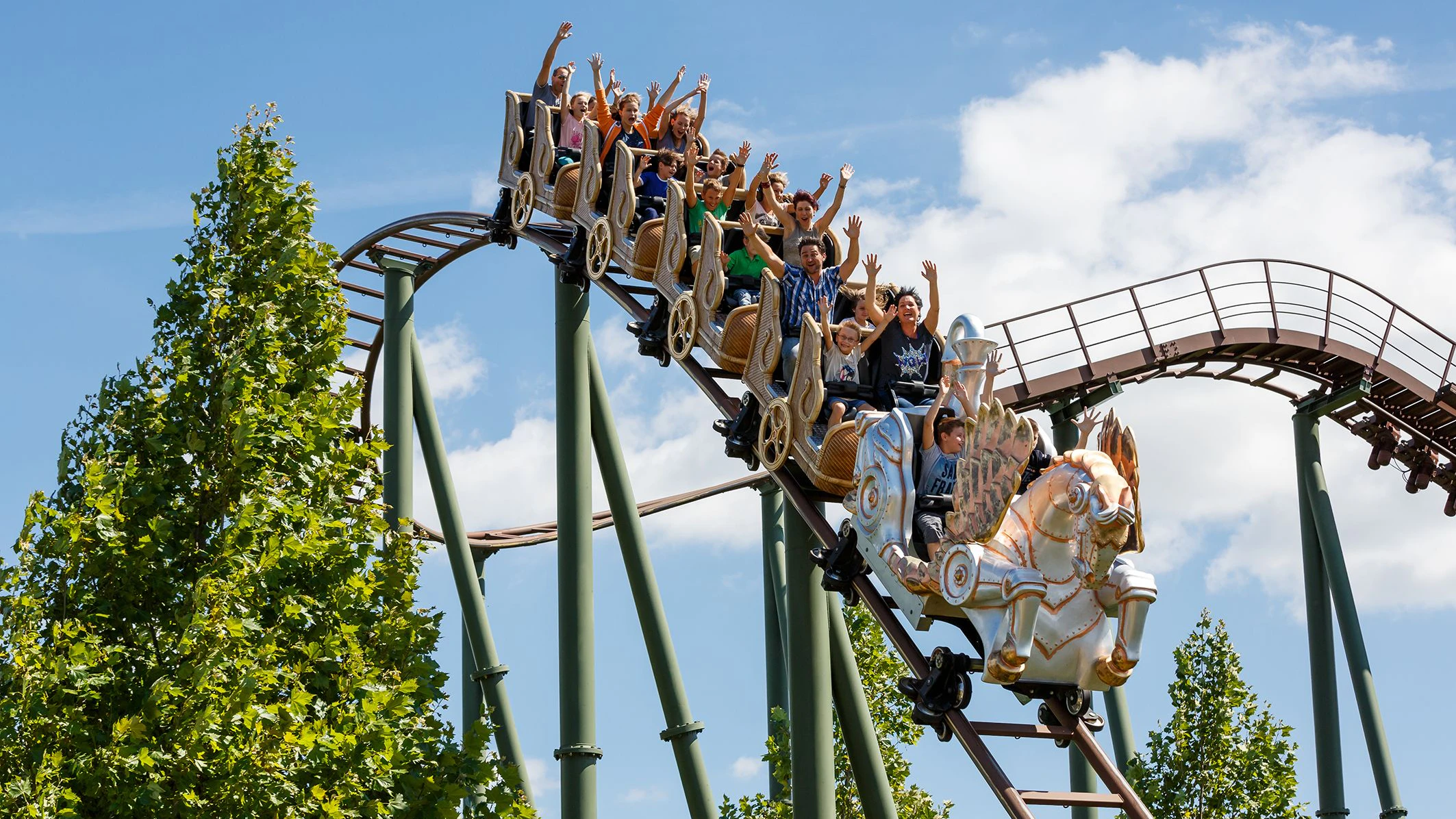 Achterbahn "Götterblitz" im Familypark