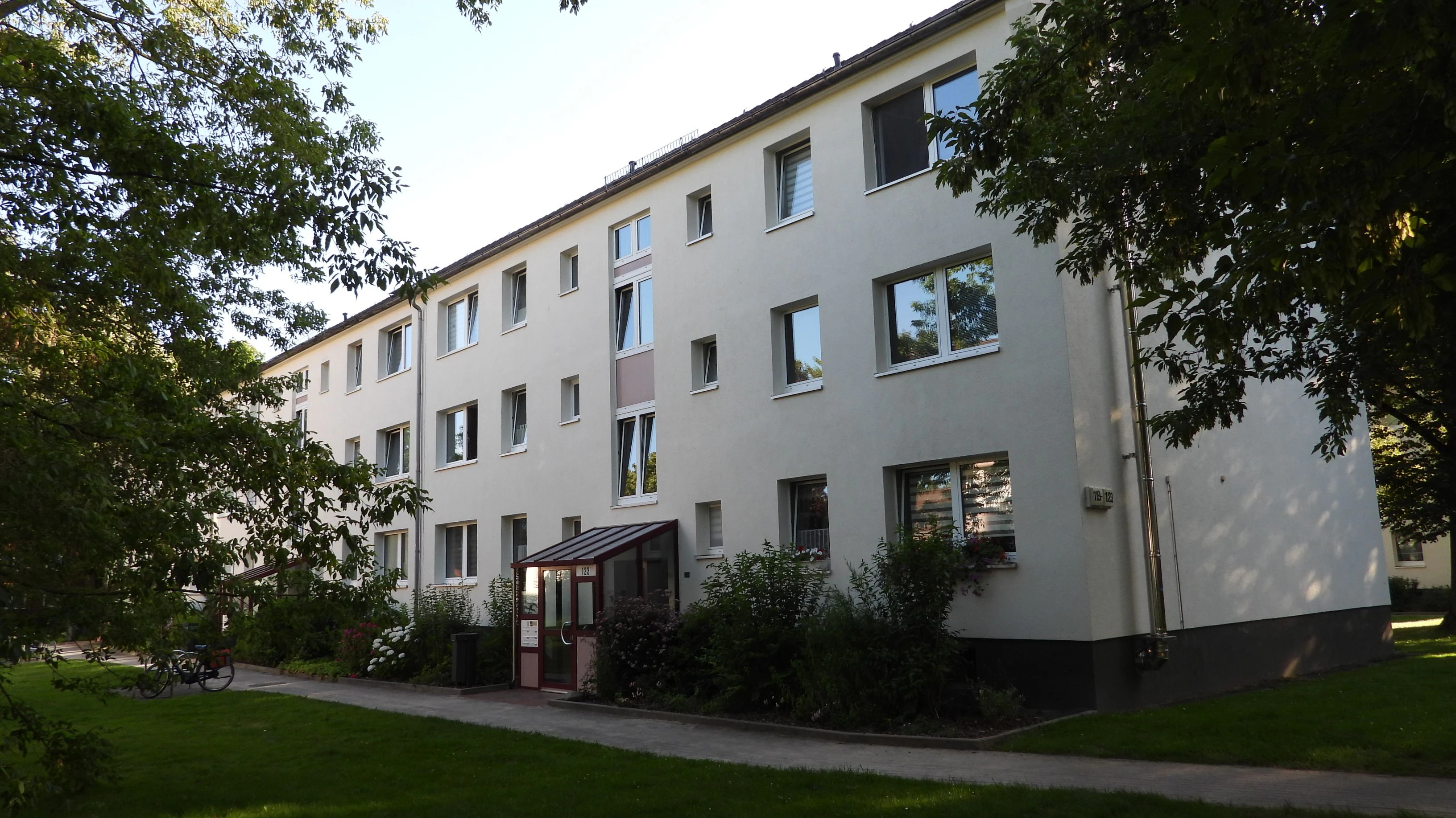 Die Polizei fand die Leiche der 15-Jährigen in der Wohnung der Mutter.