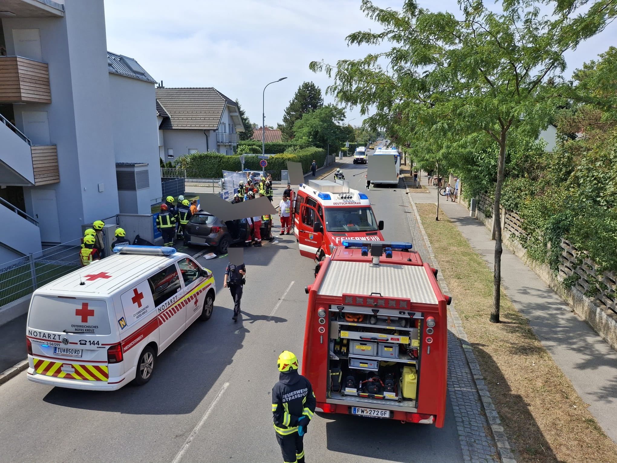 Ein Linienbus krachte am 15. Juli mit einem Pkw zusammen.
