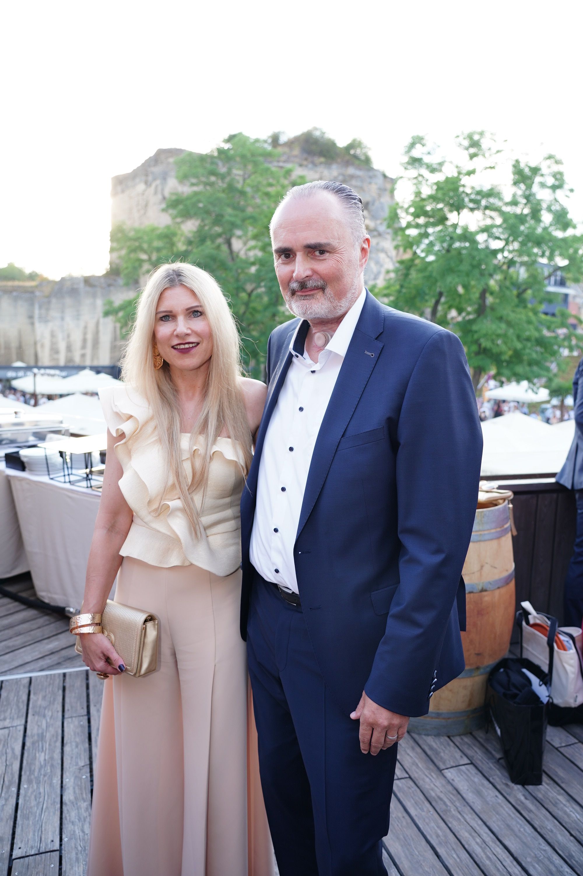 Julia und Hans Peter Doskozil bei der Premiere in St. Margarethen