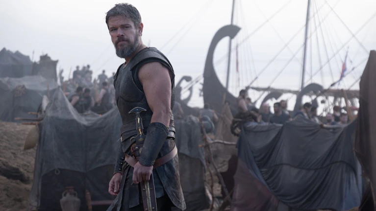 Das Antiken-Epos nach Homer ist schon jetzt der Kinohit des Sommers. Christopher Nolans Adaption der Irrfahrten des Odysseus hat trotz Überlänge in zwei Wochen 640 Millionen Dollar eingespielt. Letztes Wochenende kamen außerdem 2,1 Millionen illegale Seher dazu.