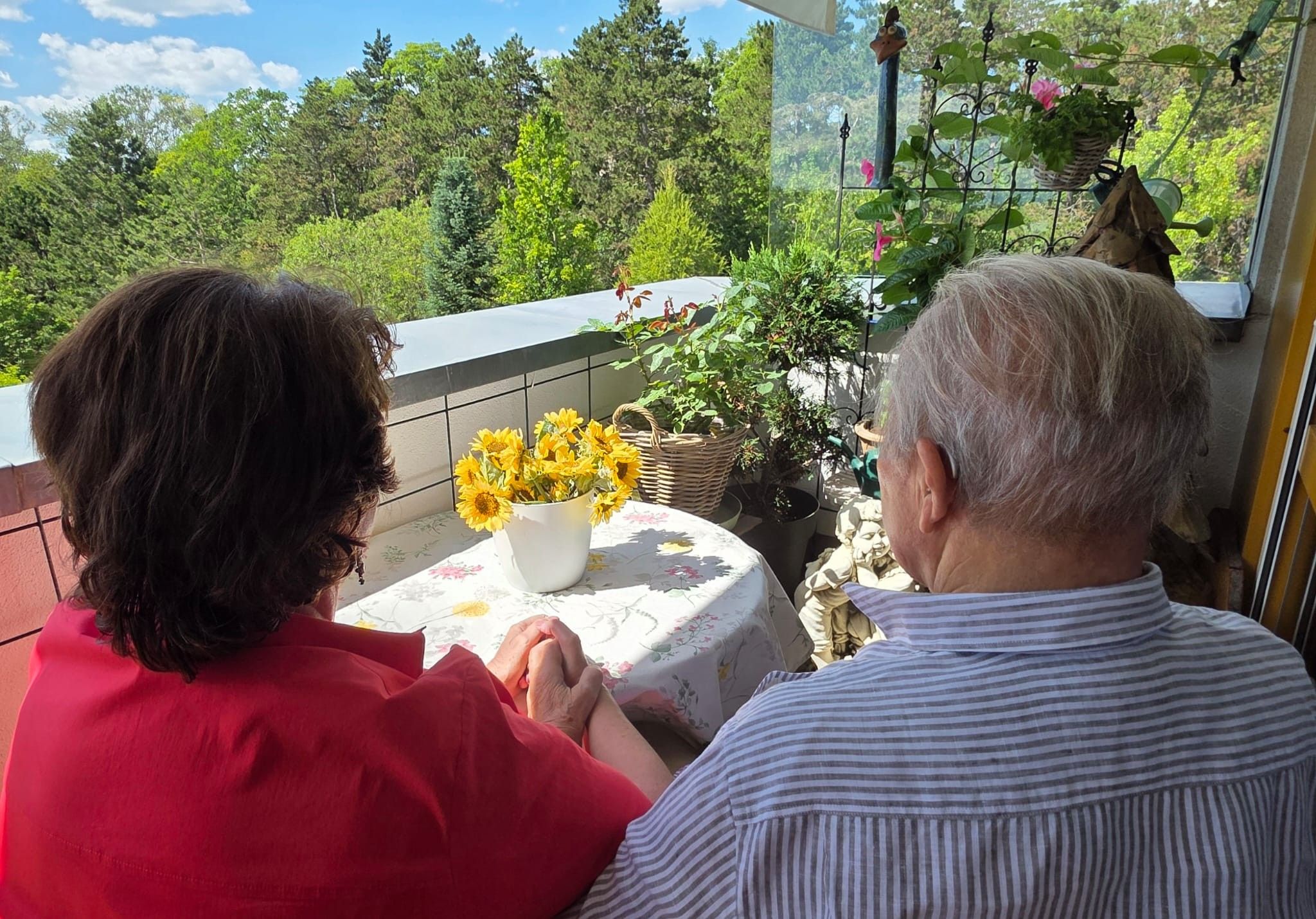 Silvia und Wolfgang G. haben ein Leben lang gespart, jetzt leiden sie unter Geldmangel.