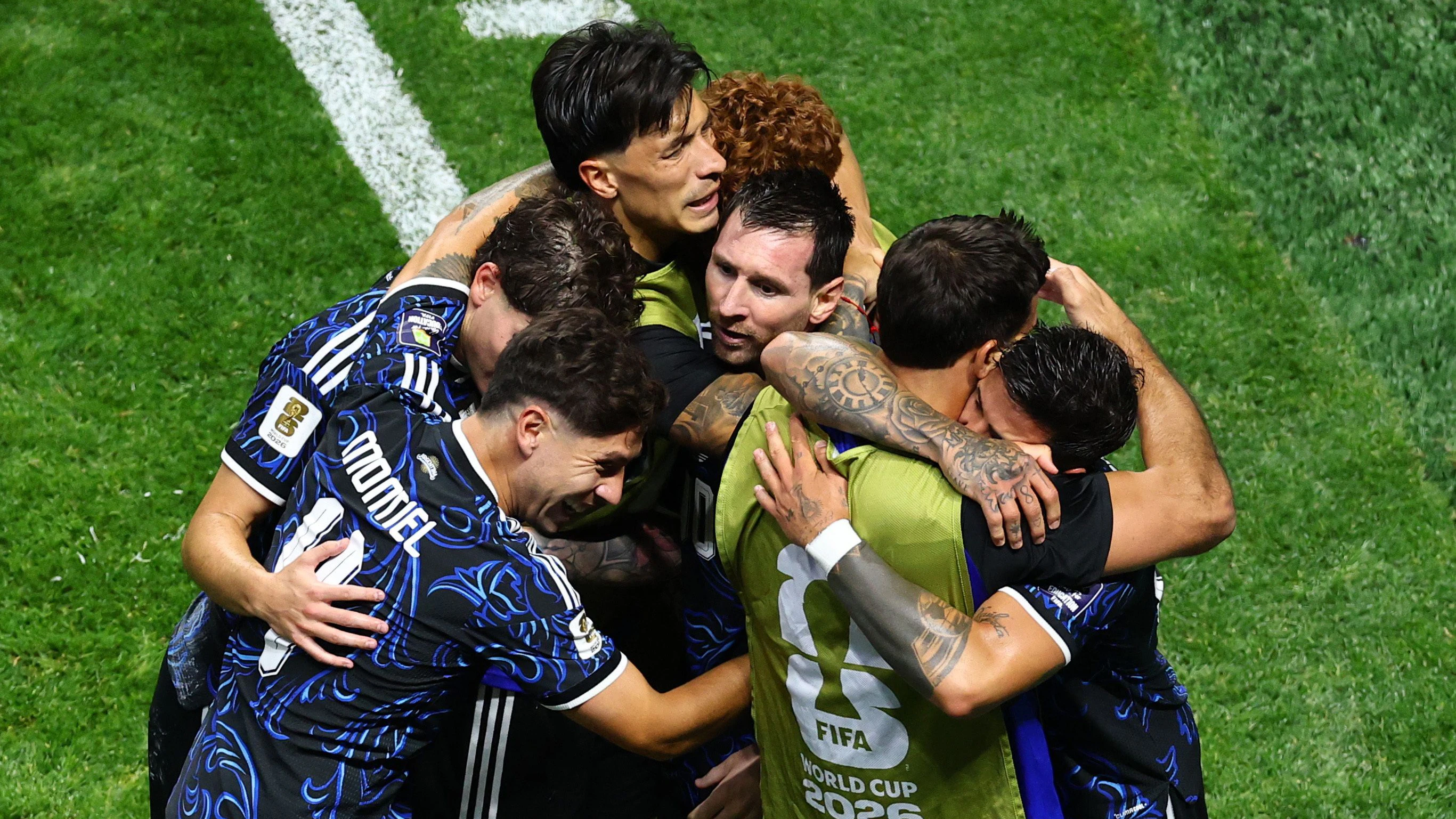 Lionel Messi und Co bejubeln den sensationellen Finaleinzug bei der WM 2026. 