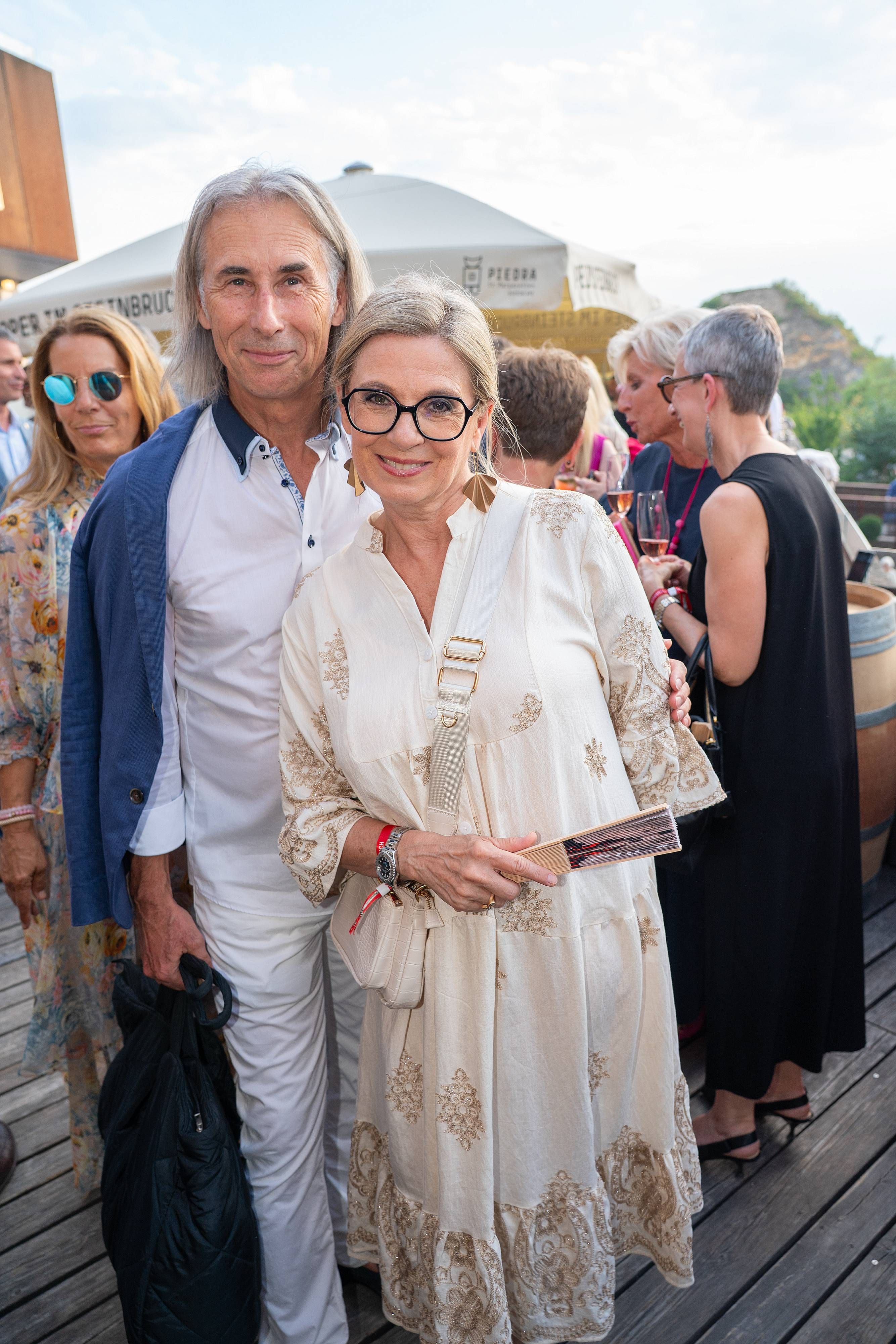 Christa Kummer besuchte die Premiere mit ihrem Mann Franz Hofbauer