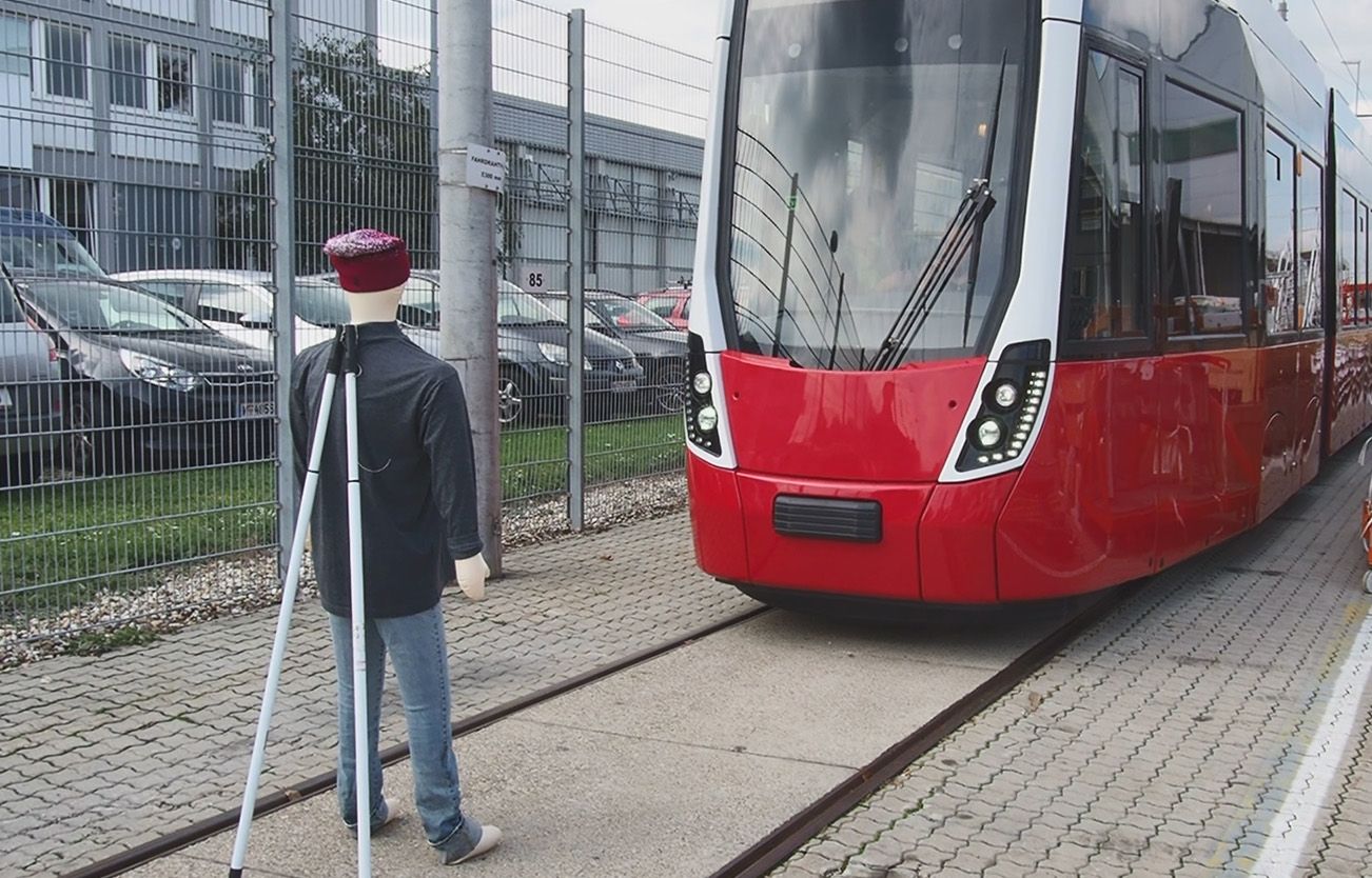 Eine in Wien entwickelte Technologie macht die Bim sicherer – und ist bereits weltweit im Einsatz.