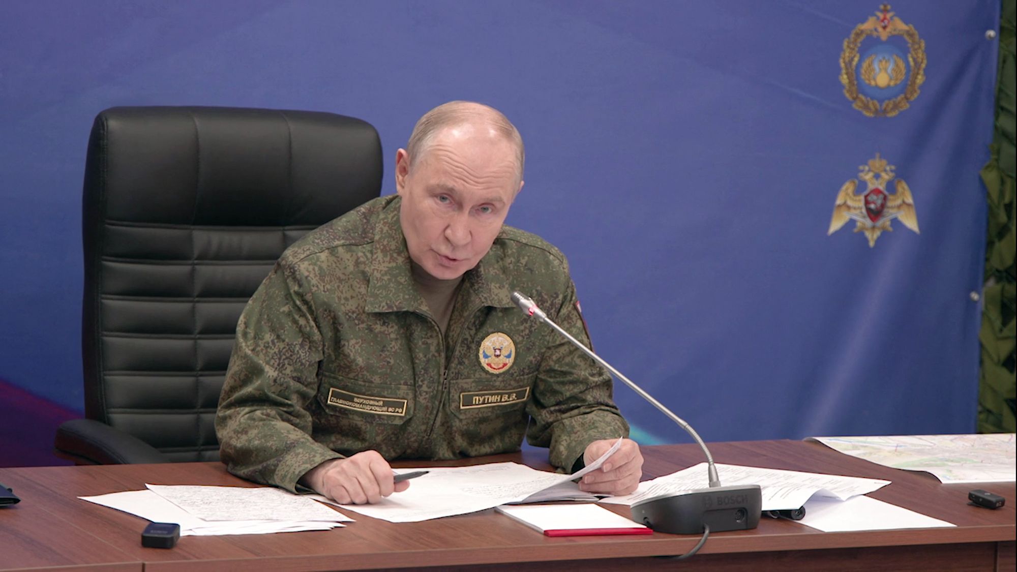 Kreml-Chef Wladimir Putin bereitet offenbar eine militärische Eskalation vor.