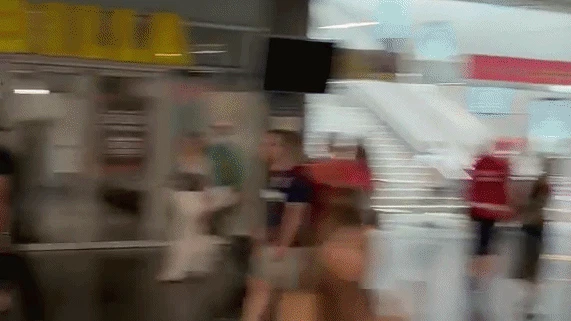 Heute.at - Stromausfall am Bahnhof Praterstern! Shops sind dunkel