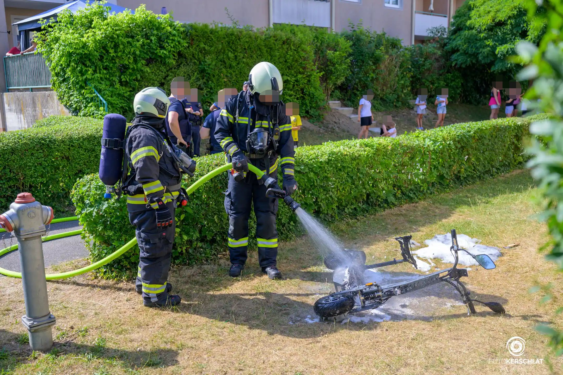 Die Feuerwehr löschte den Brand.
