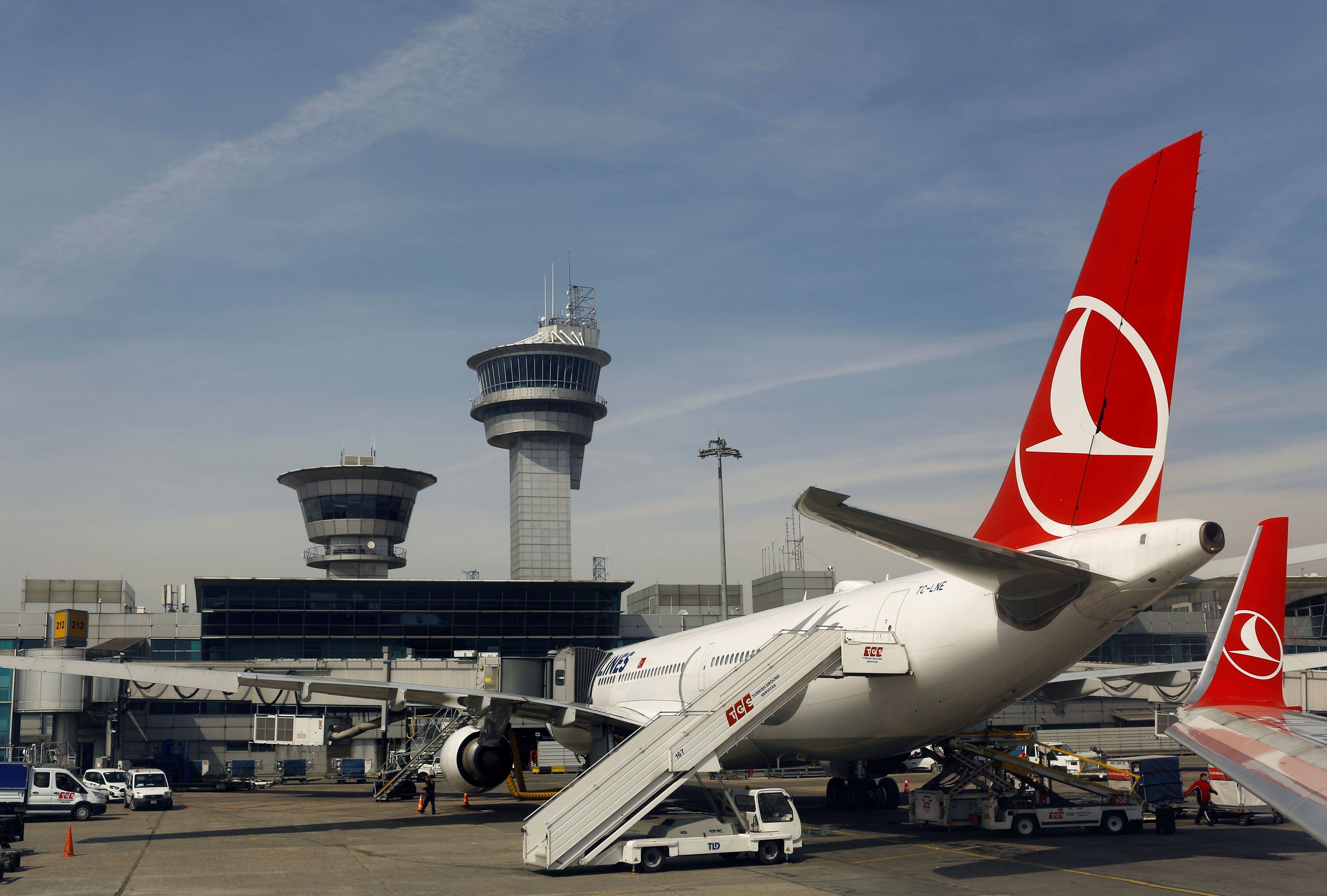 Auf einem Flug von der Türkei nach Düsseldorf kam es zu einem Eklat. (Symbolbild).