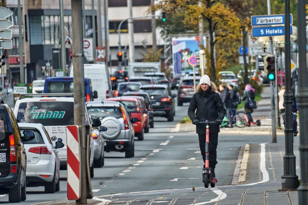Eroller im urbanen Straßenverkehr