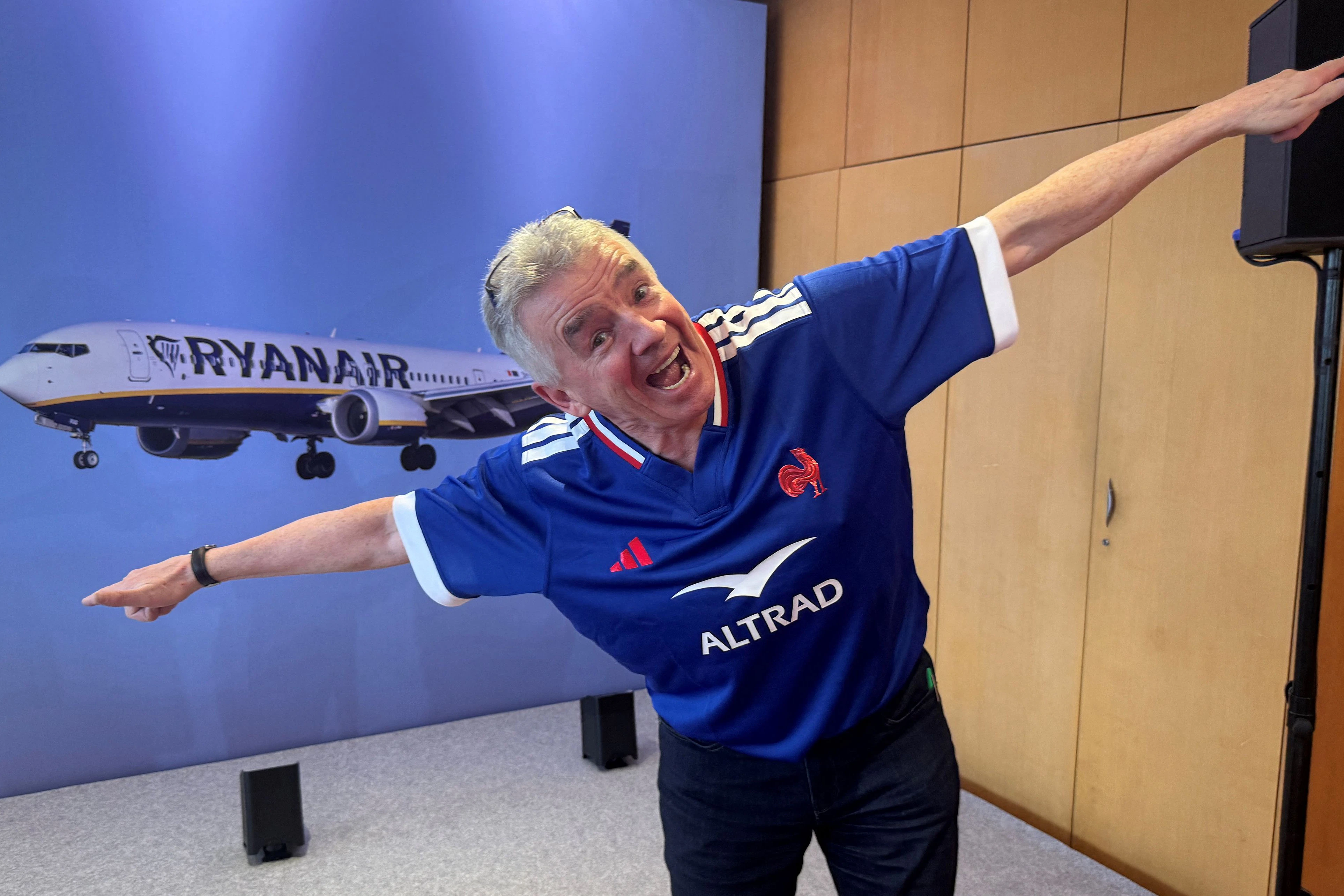 "Höchstens zwei Drinks pro Bordkarte", schläge Ryan-Air-Chef Michael O'Leary vor