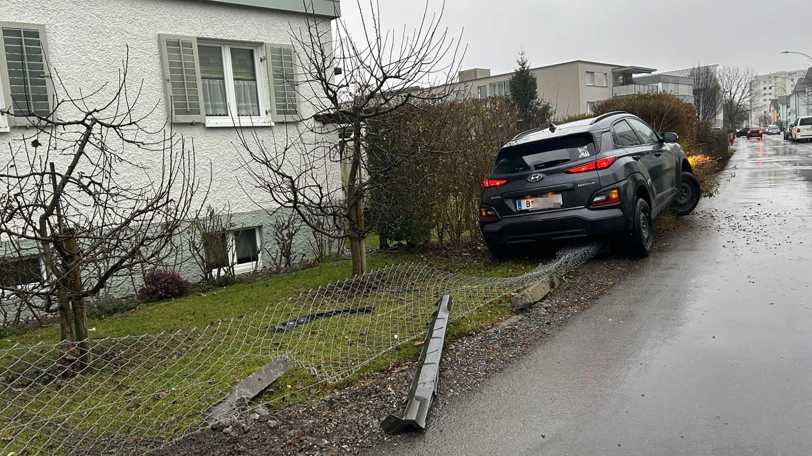 Nicoles Hyundai nach dem Crash: ein wirtschaftlicher Totalschaden.