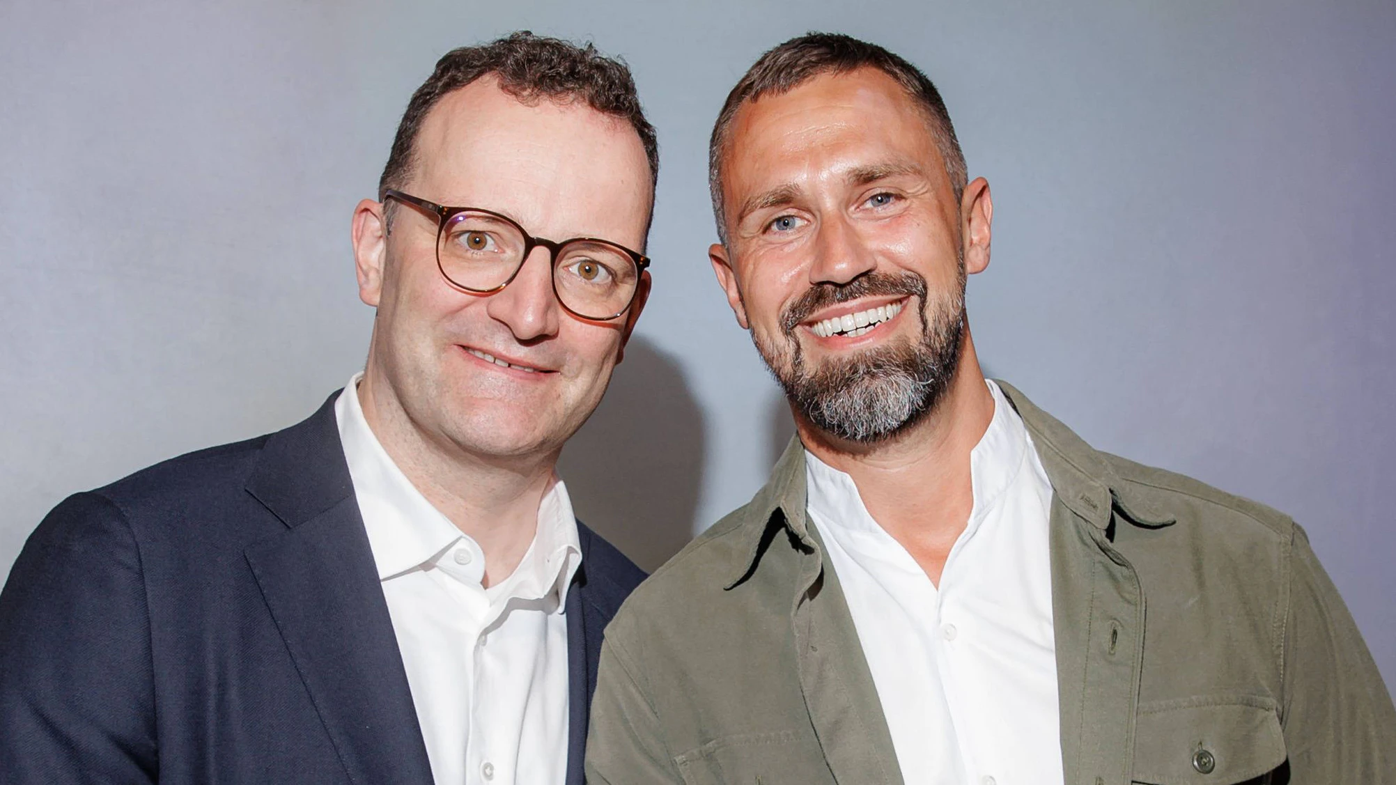 Heute.at - Baby von Leihmutter – Hasswelle gegen Jens Spahn