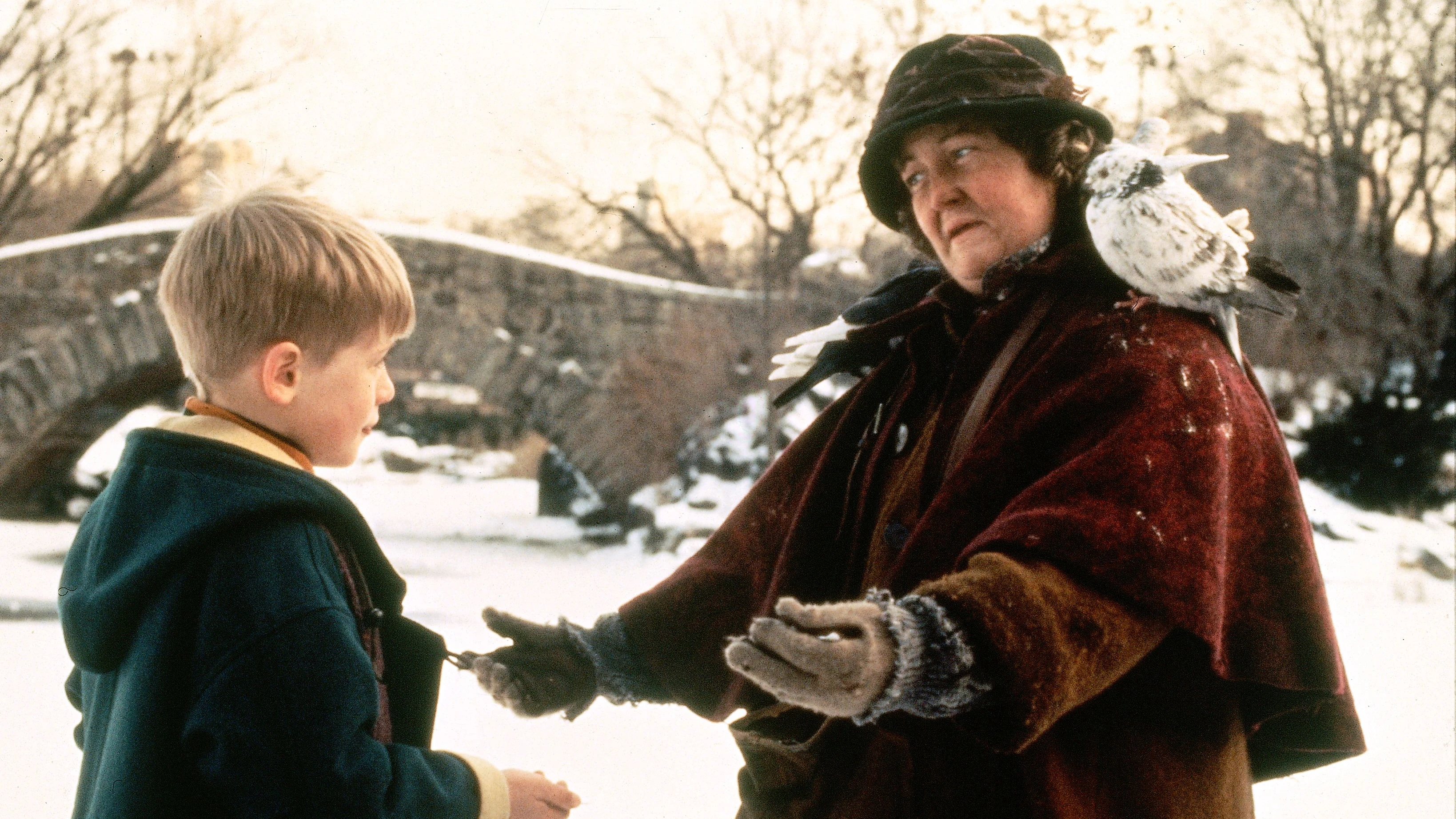 Macaulay Culkin und Brenda Fricker
