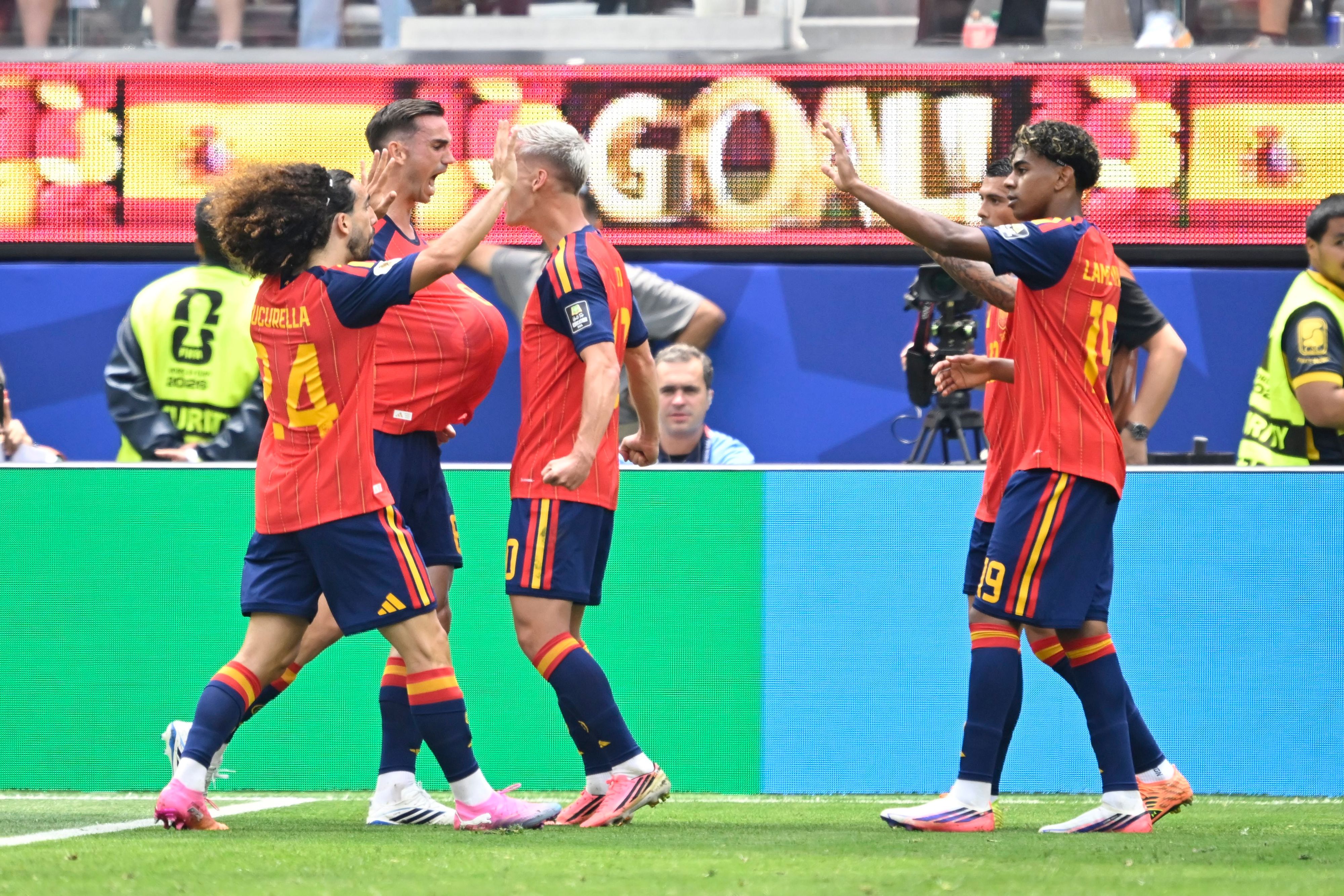 Spanien will auch im Finale jubeln.