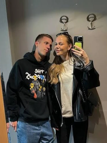 Laura Abla mit Dani Olmo.