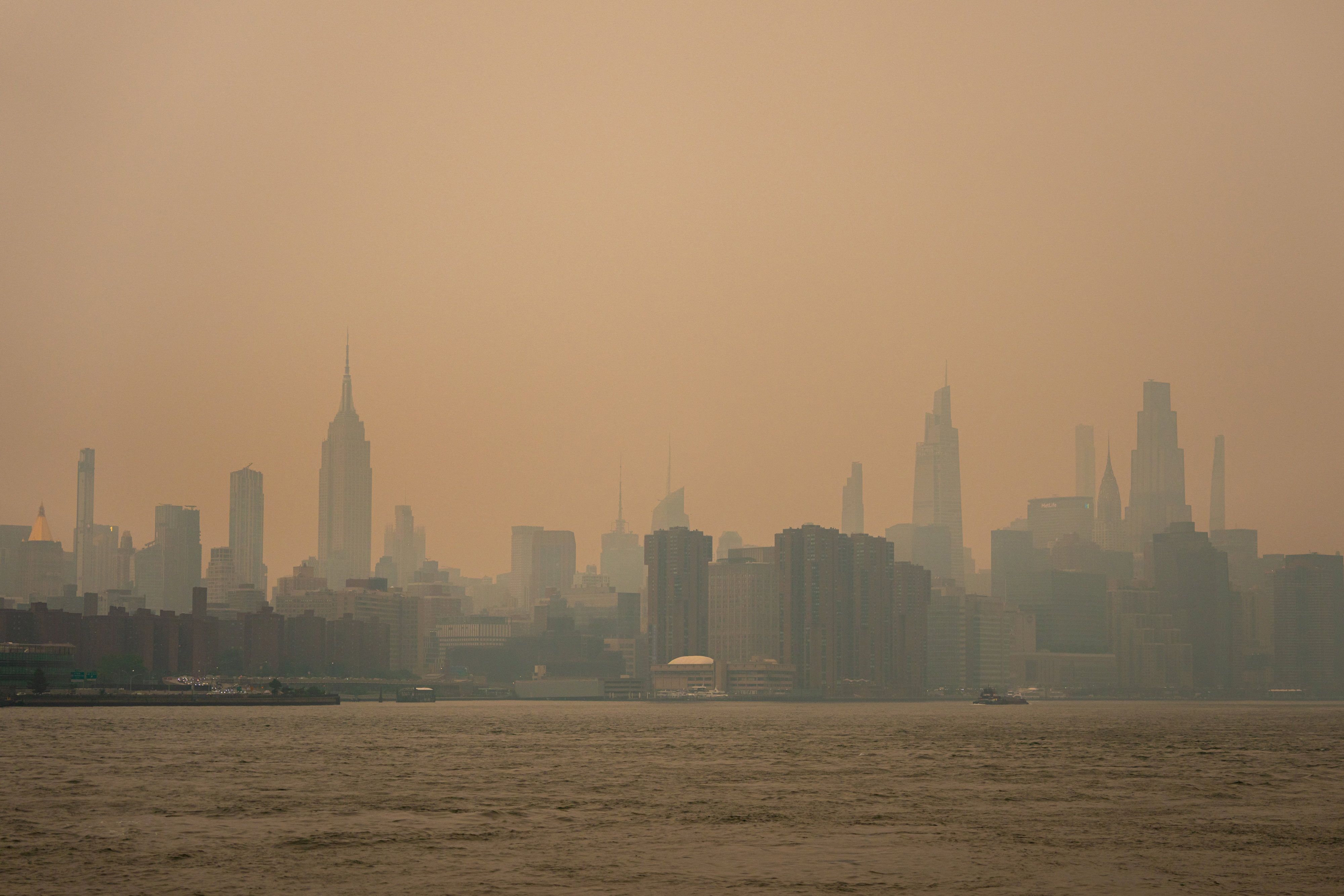 New York wird derzeit von einem dichten Rauch umhüllt.