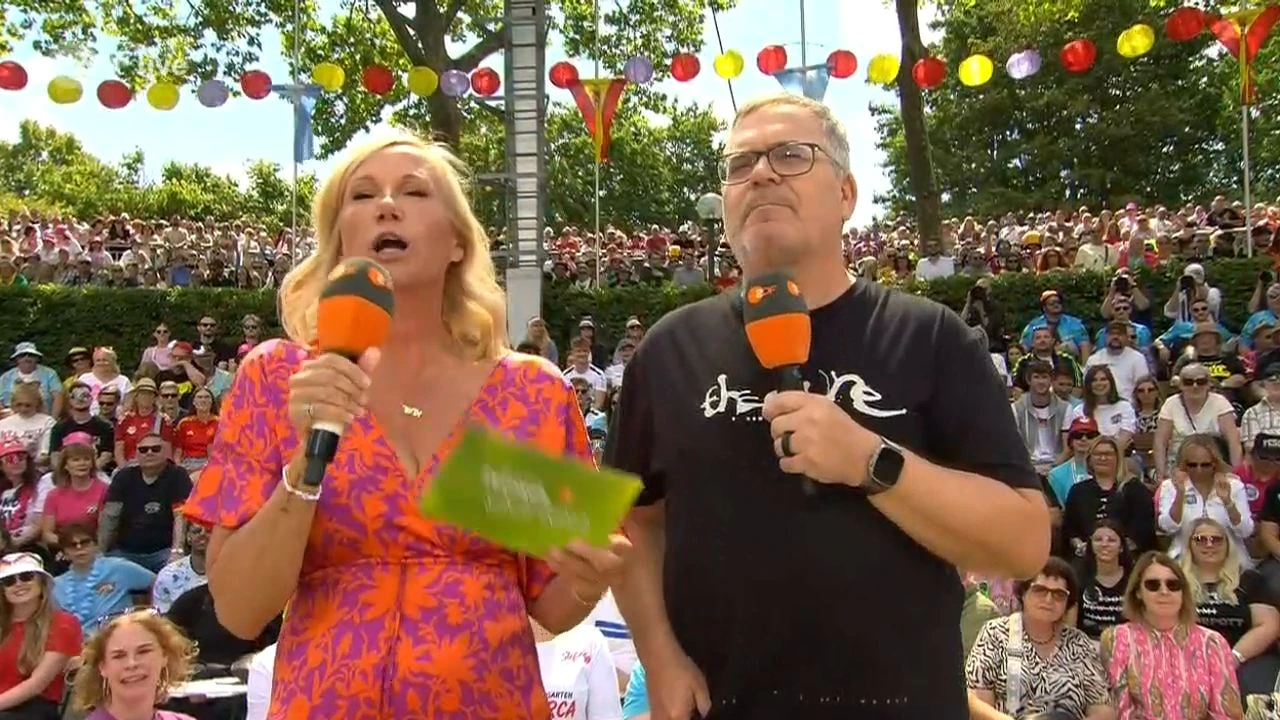Elton reagiert gelassen.