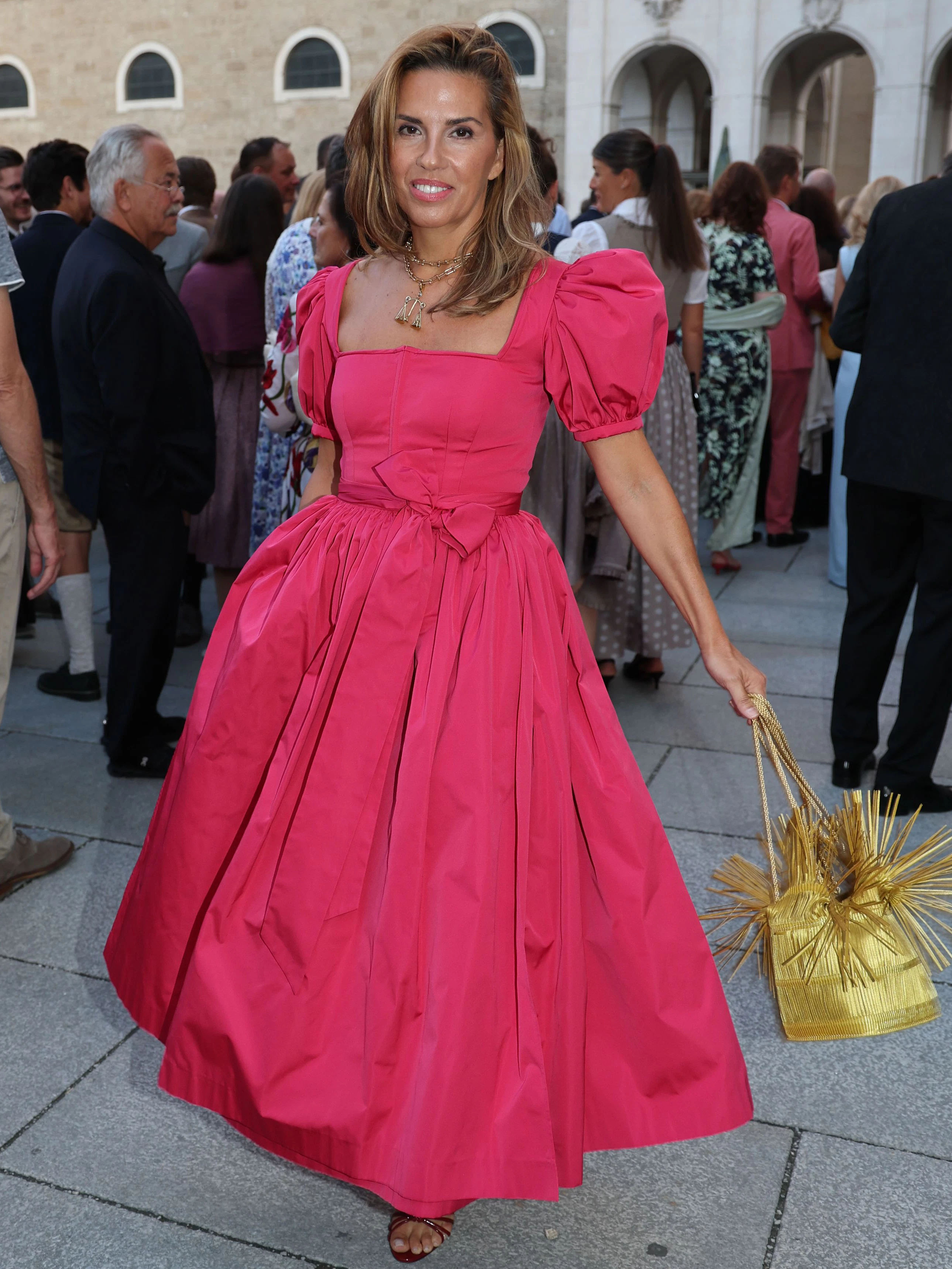 Caroline Sinemus bei der "Jedermann"-Premiere am Domplatz