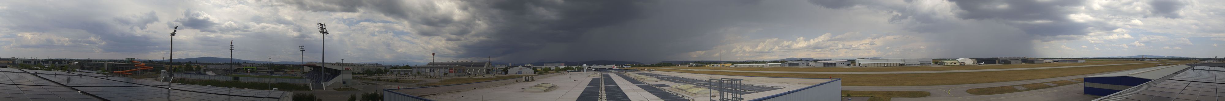 Heute.at - Gewitter im Anmarsch! Warnstufe Rot in Niederösterreich