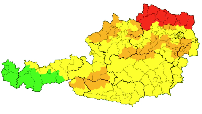 Gewitter und Hagel: Die aktuellen Unwetterwarnungen (orange / rot) in Österreich. Mit Ausnahme von Vorarlberg sind zudem überall Vorwarnungen (gelb) aktiv.