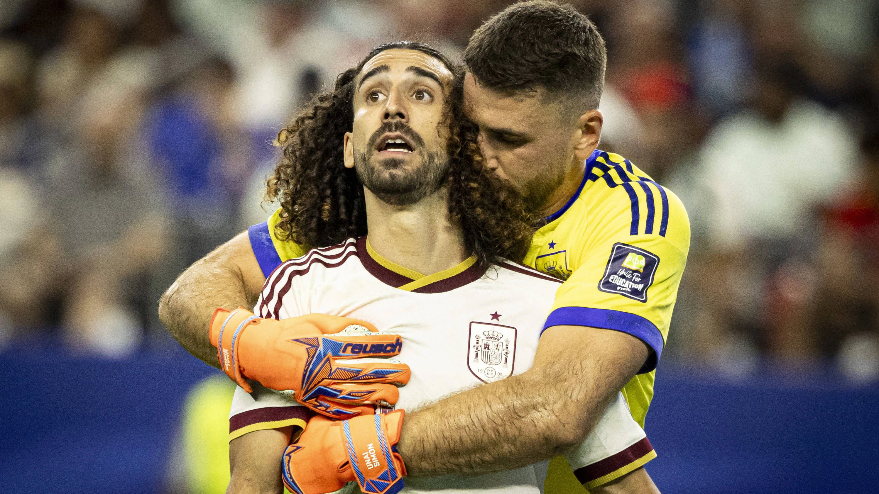 Marc Cucurella und Tormann Unai Simon
