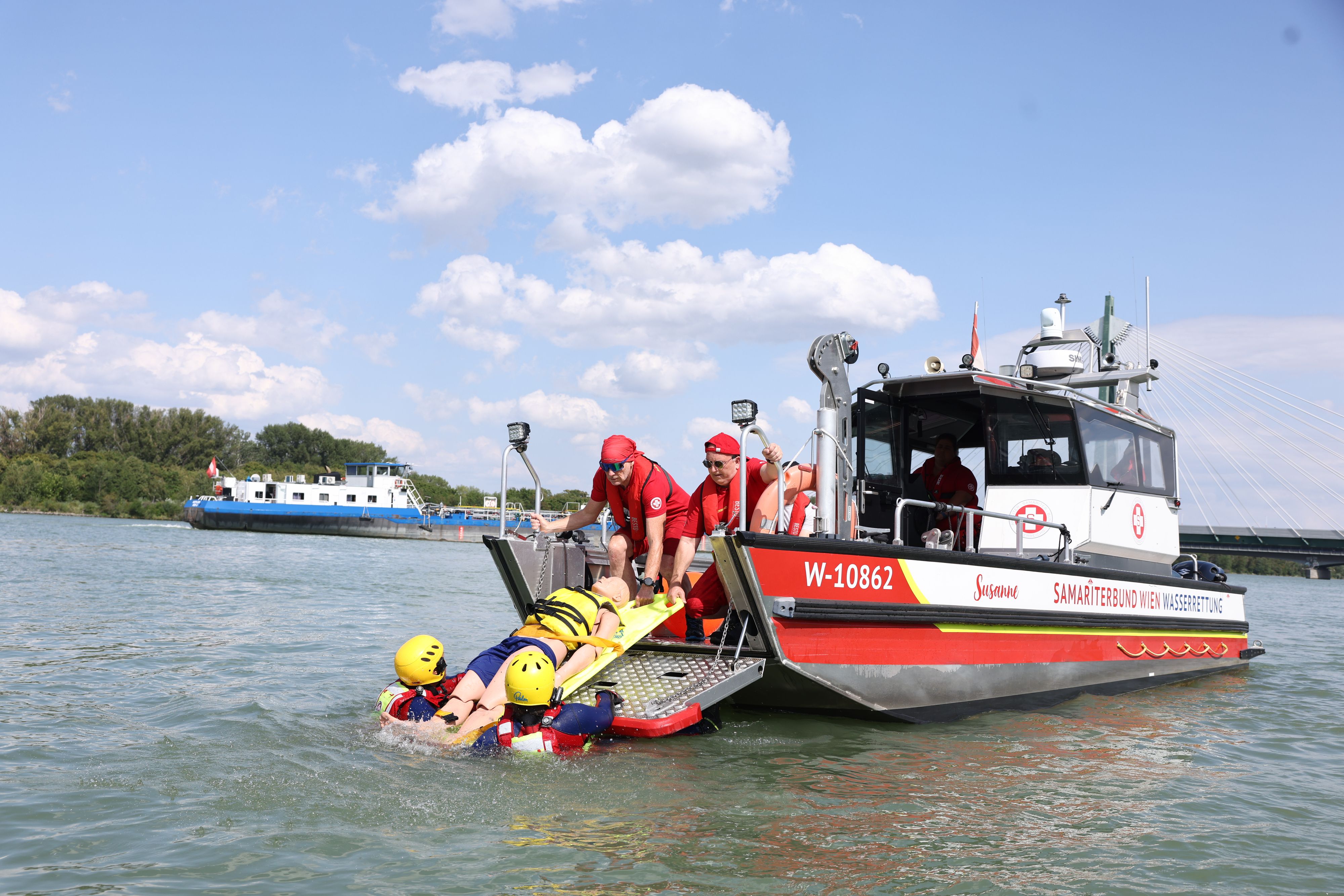 Am Montag fand bei der Donaumarina eine Wasserrettungs-Übung des Samariterbunds statt. 