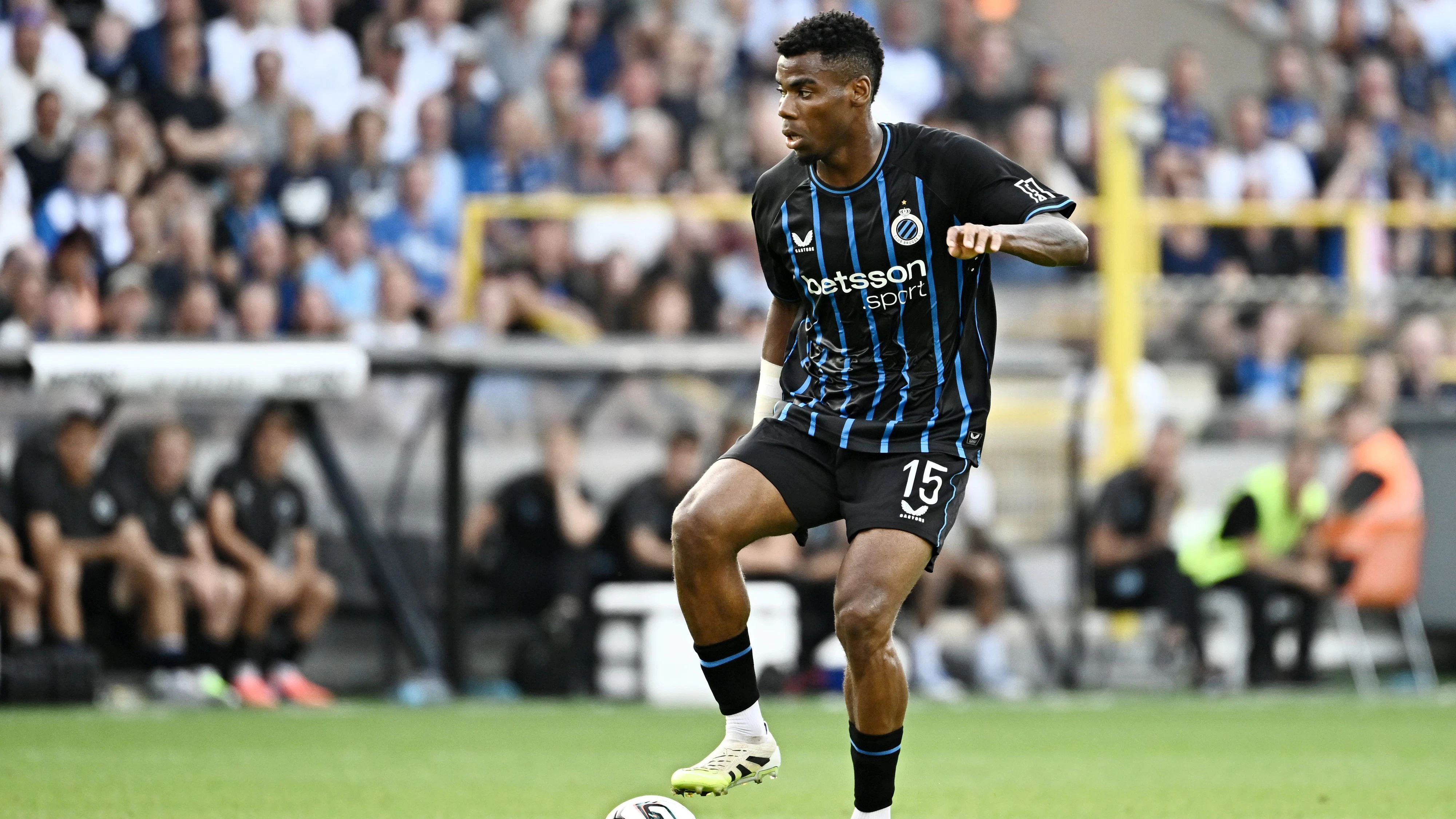 Heute.at - Frankfurt vor Einigung mit Onyedika von Club Brügge