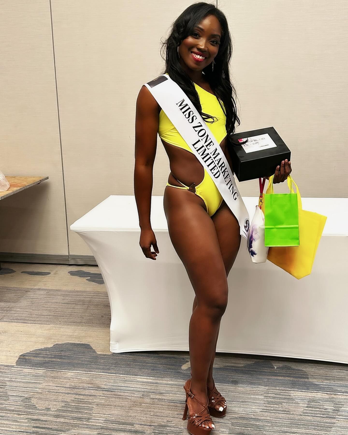 LaToya Malcolm nahm 2024 an der Miss Universe Jamaica Wahl teil.