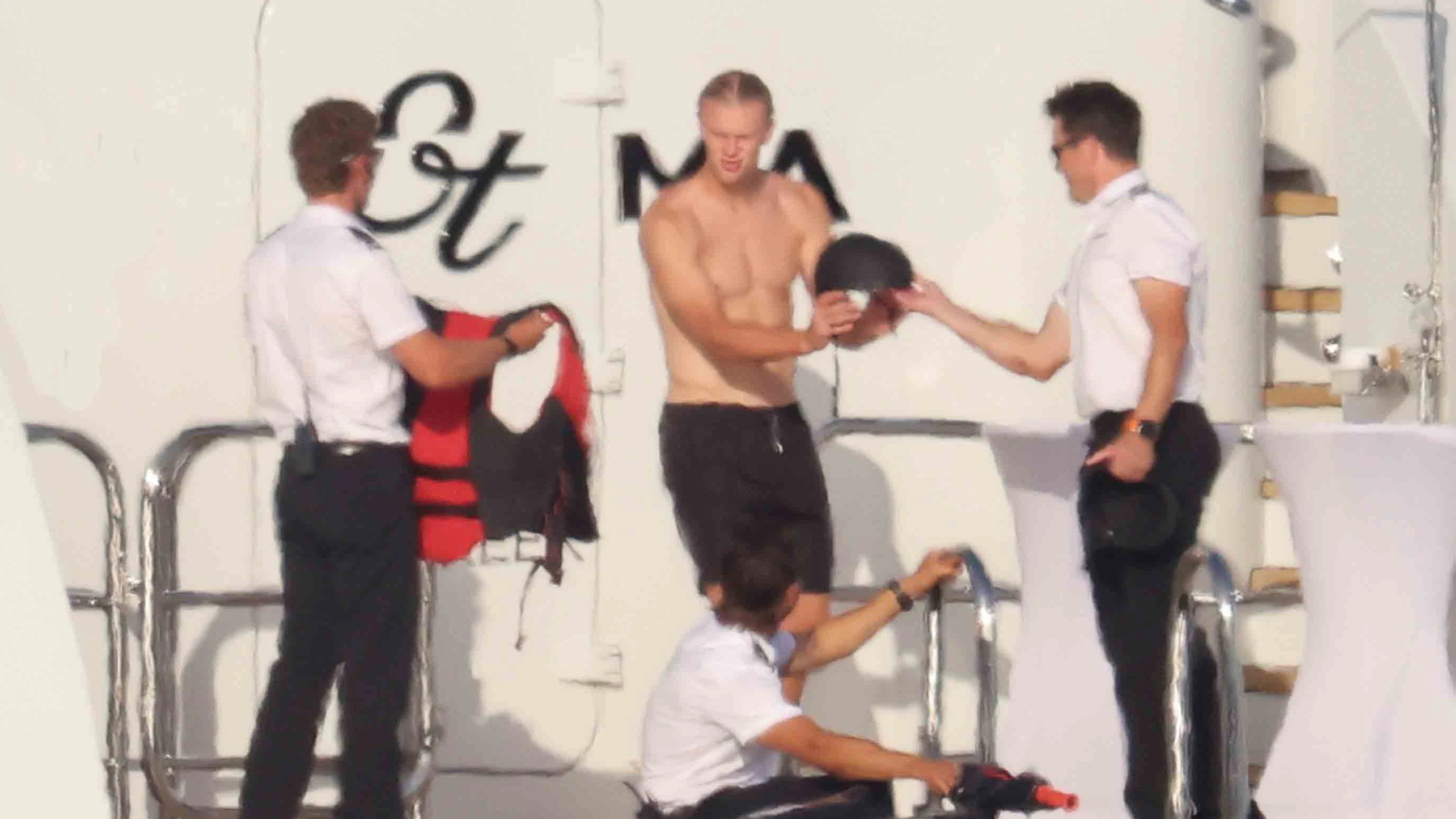 Haaland hatte Lust auf eine Spritztour am Jetski.