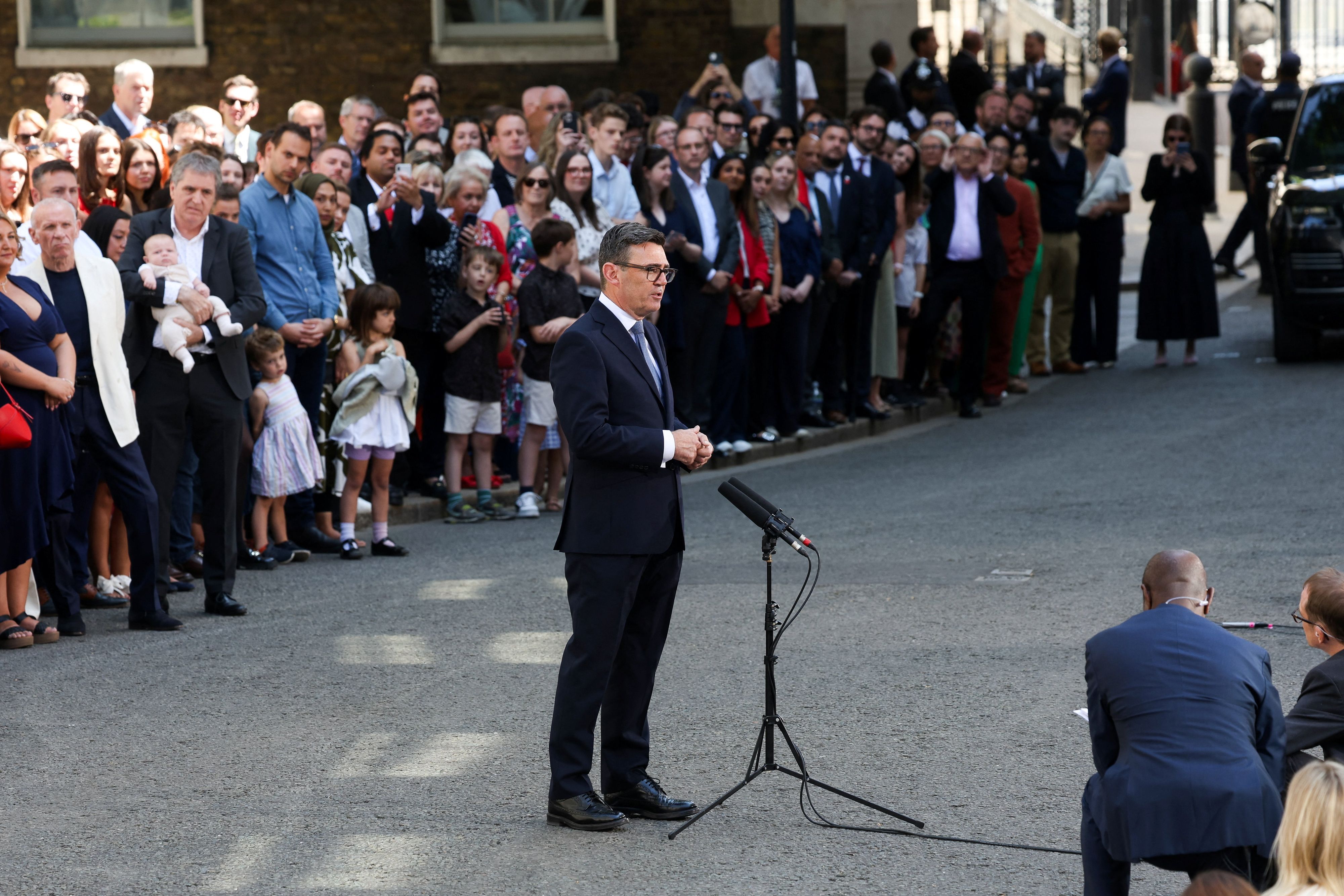 Heute.at - Burnham ernennt neues Kabinett und kündigt Reformen an