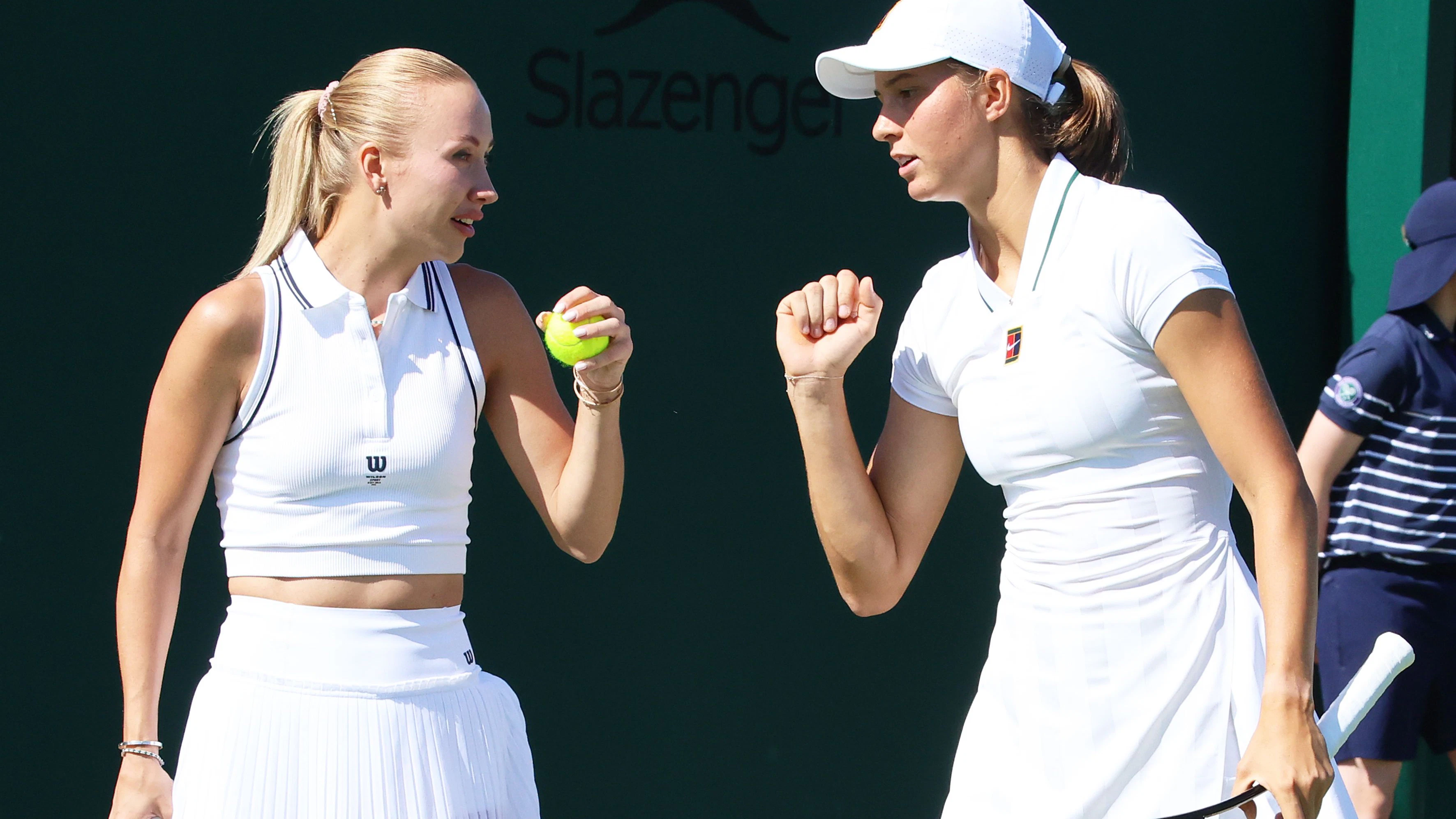 Österreichs Stars Anastasia Potapova und Lilli Tagger