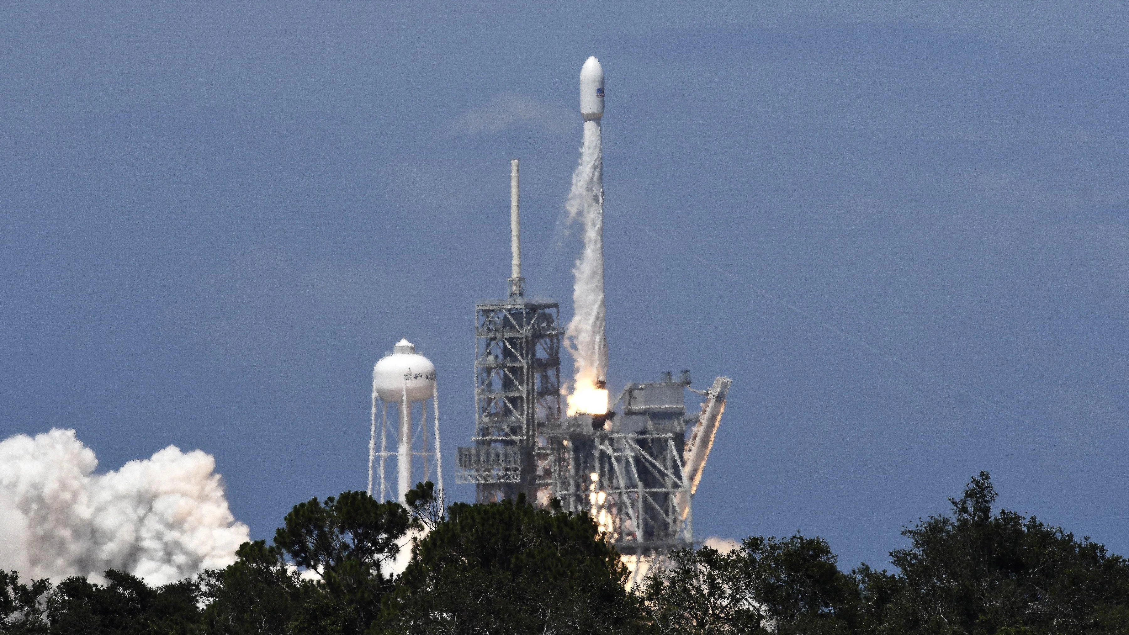Space X Falcon 9
