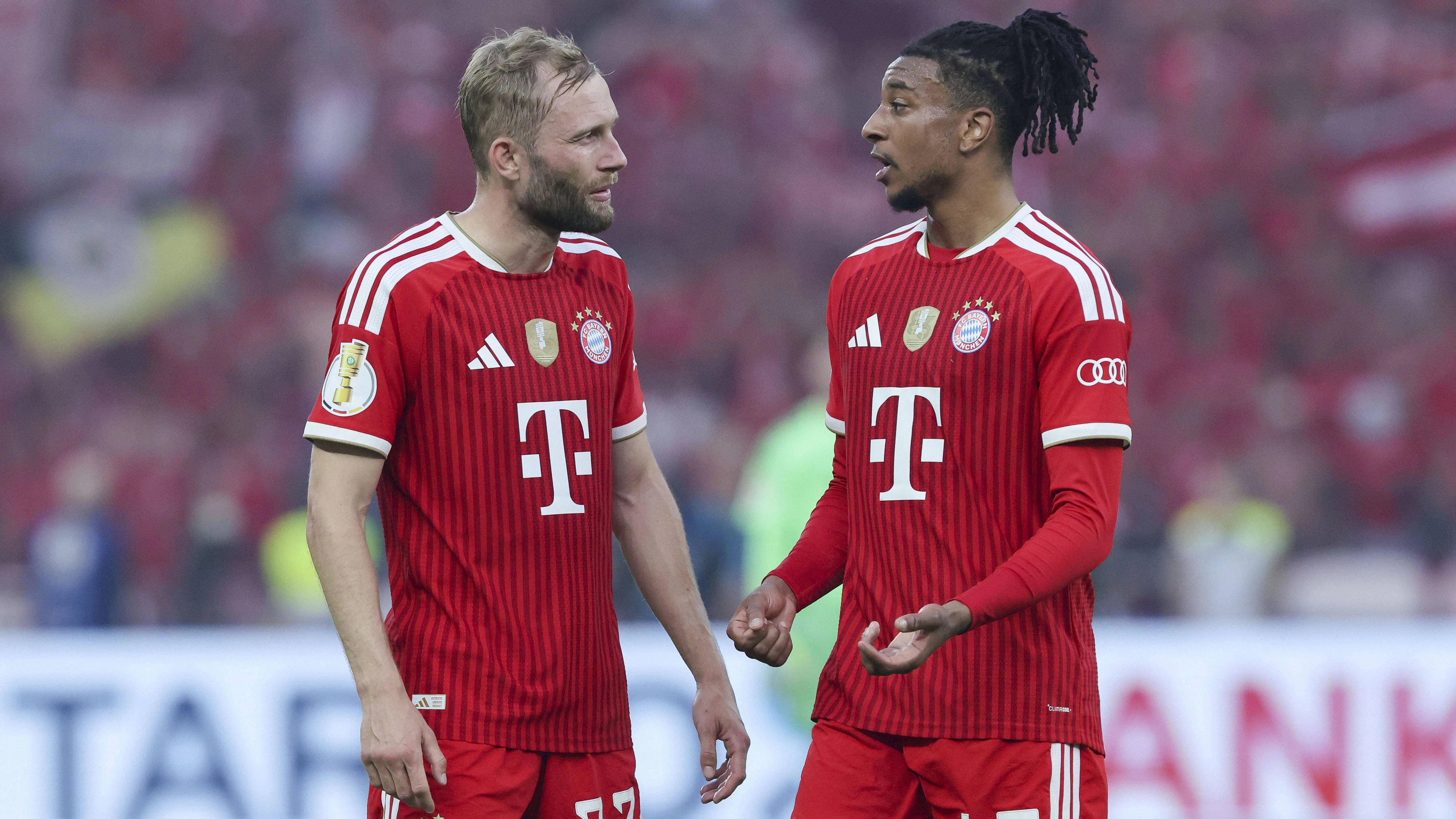 Michael Olise mit ÖFB-Star Konrad Laimer