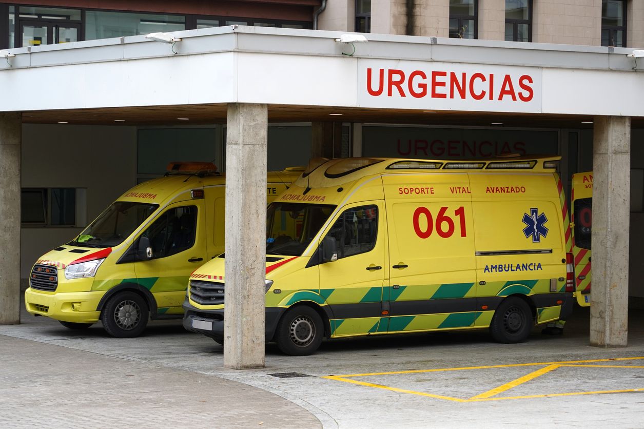 Zahlreiche Menschen mussten ins Spital. (Symbolbild)