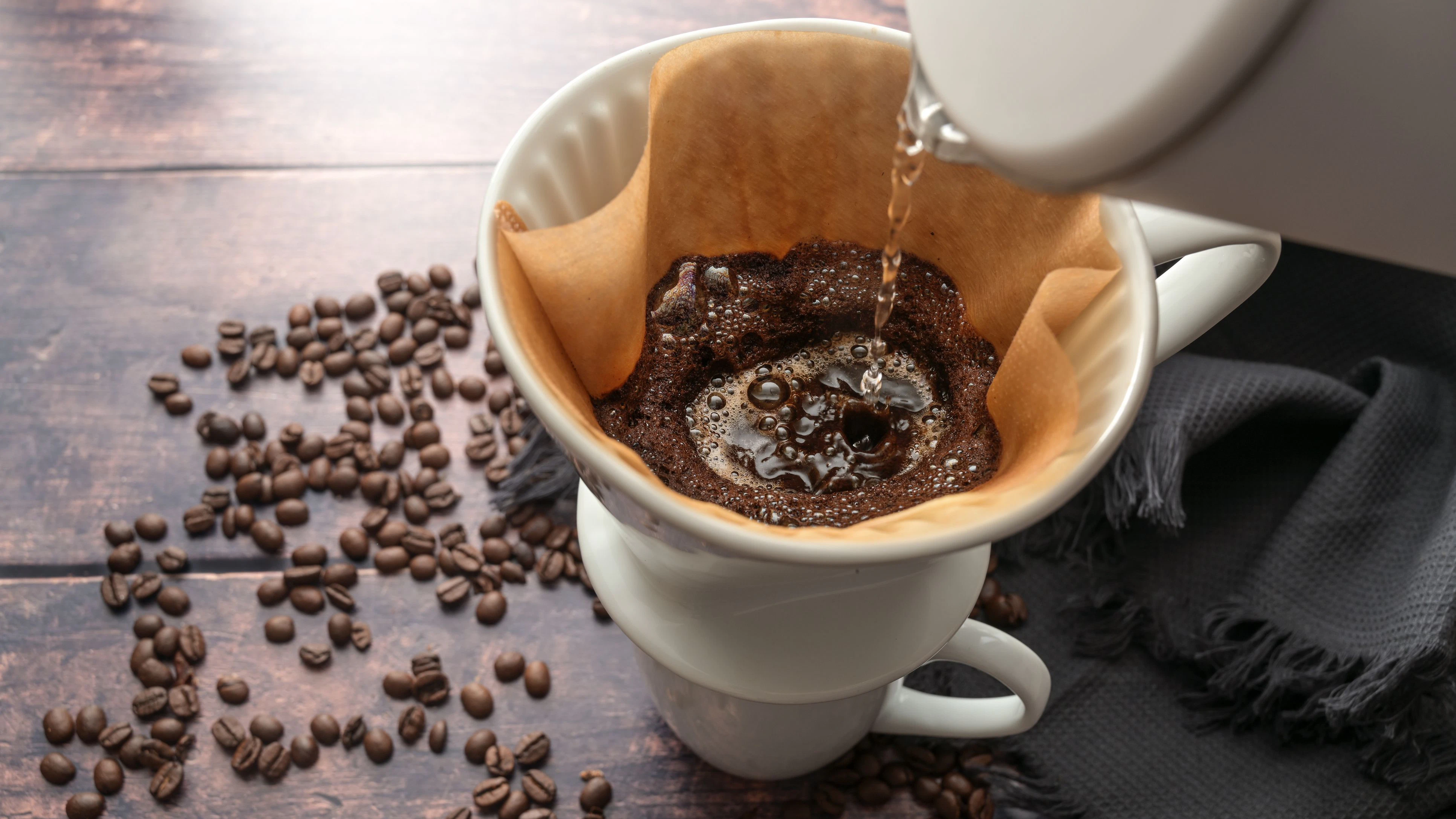 Eine neue China-Studie lässt vermuten: Filterkaffee kann die Alterung verlangsamen.