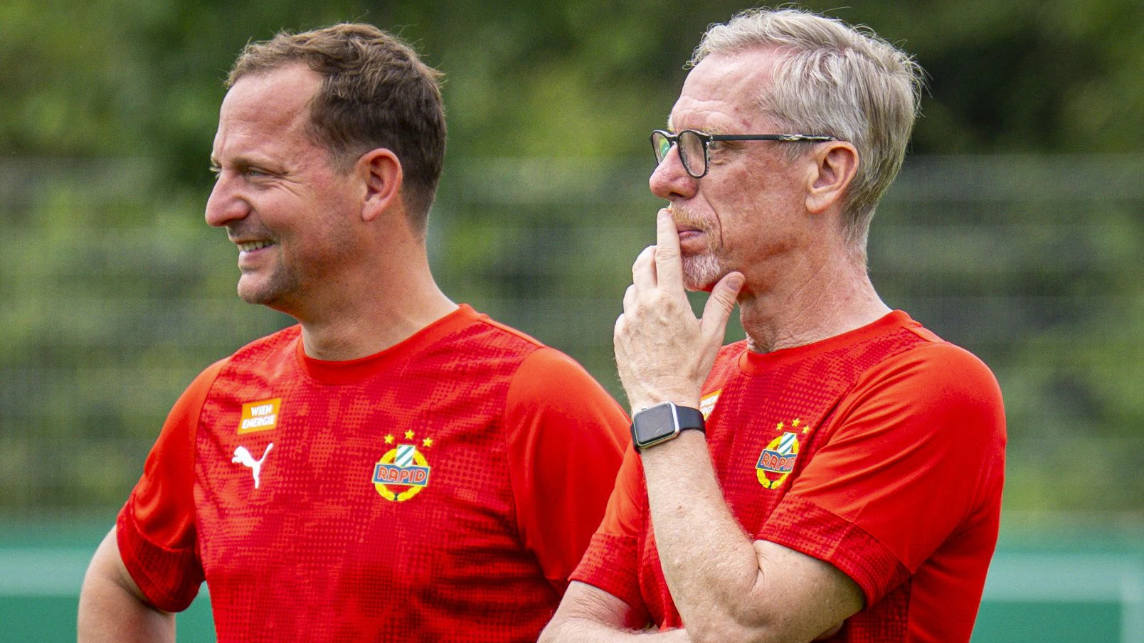 Thomas Sageder vor einem Jahr als Rapid-Co-Trainer von Peter Stöger