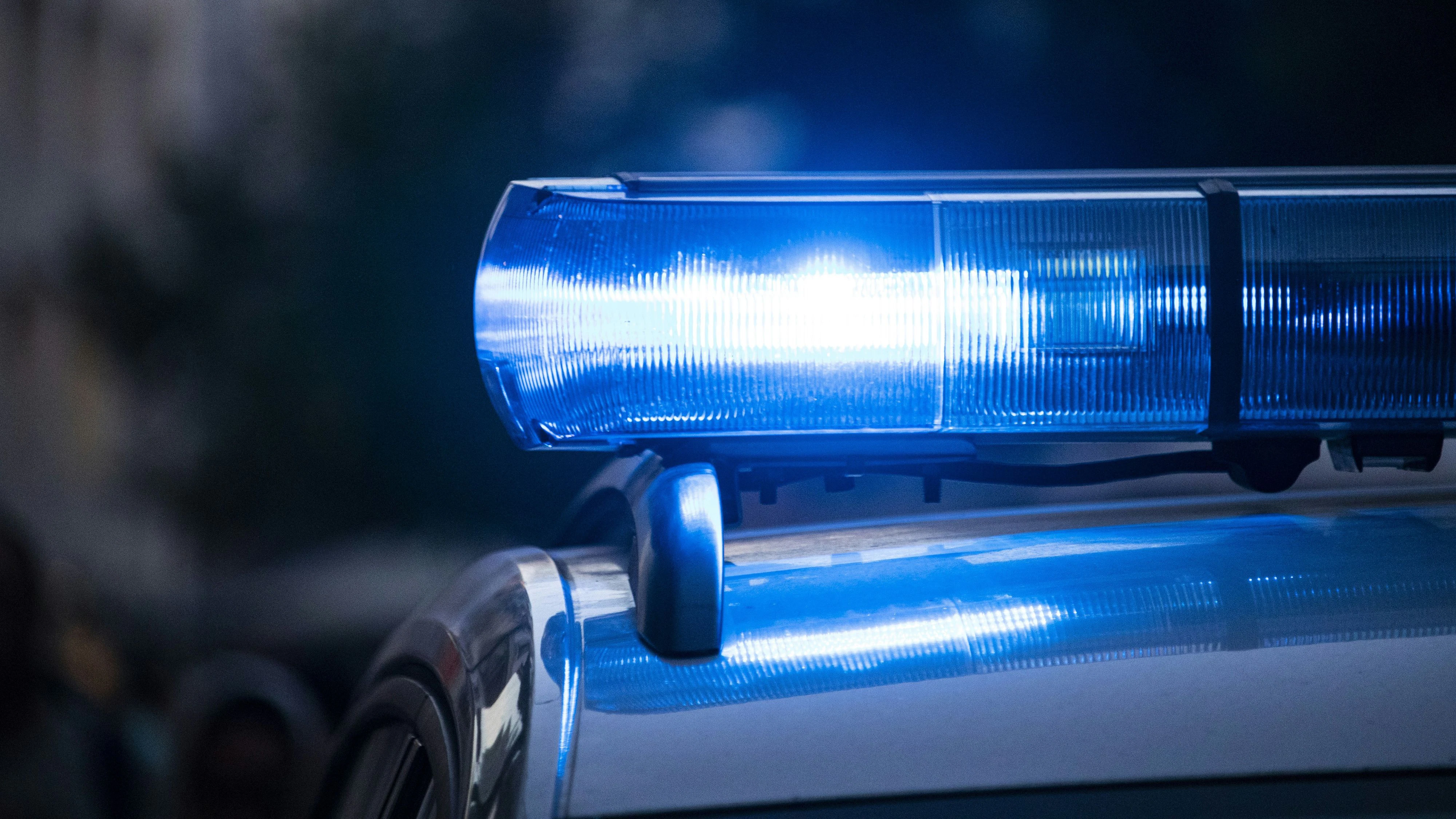 Heute.at - Falscher Polizist ohne Chance – Festnahme im Auto