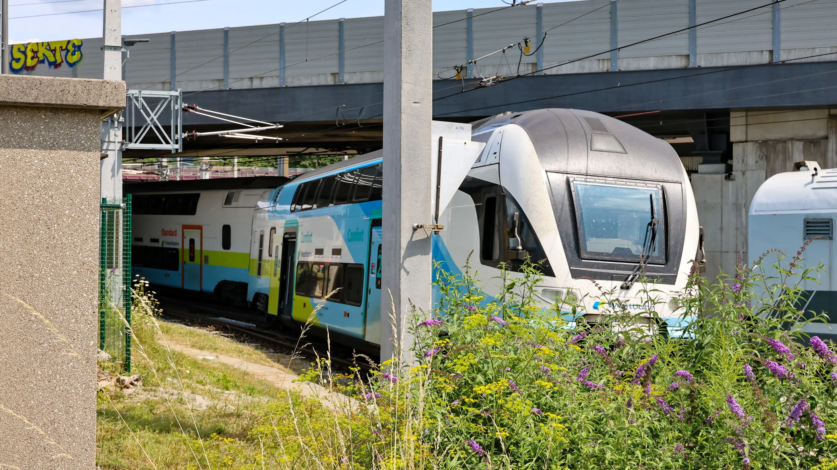 Heute.at - Schreck im Frühverkehr! Zug am Salzburger Hbf entgleist
