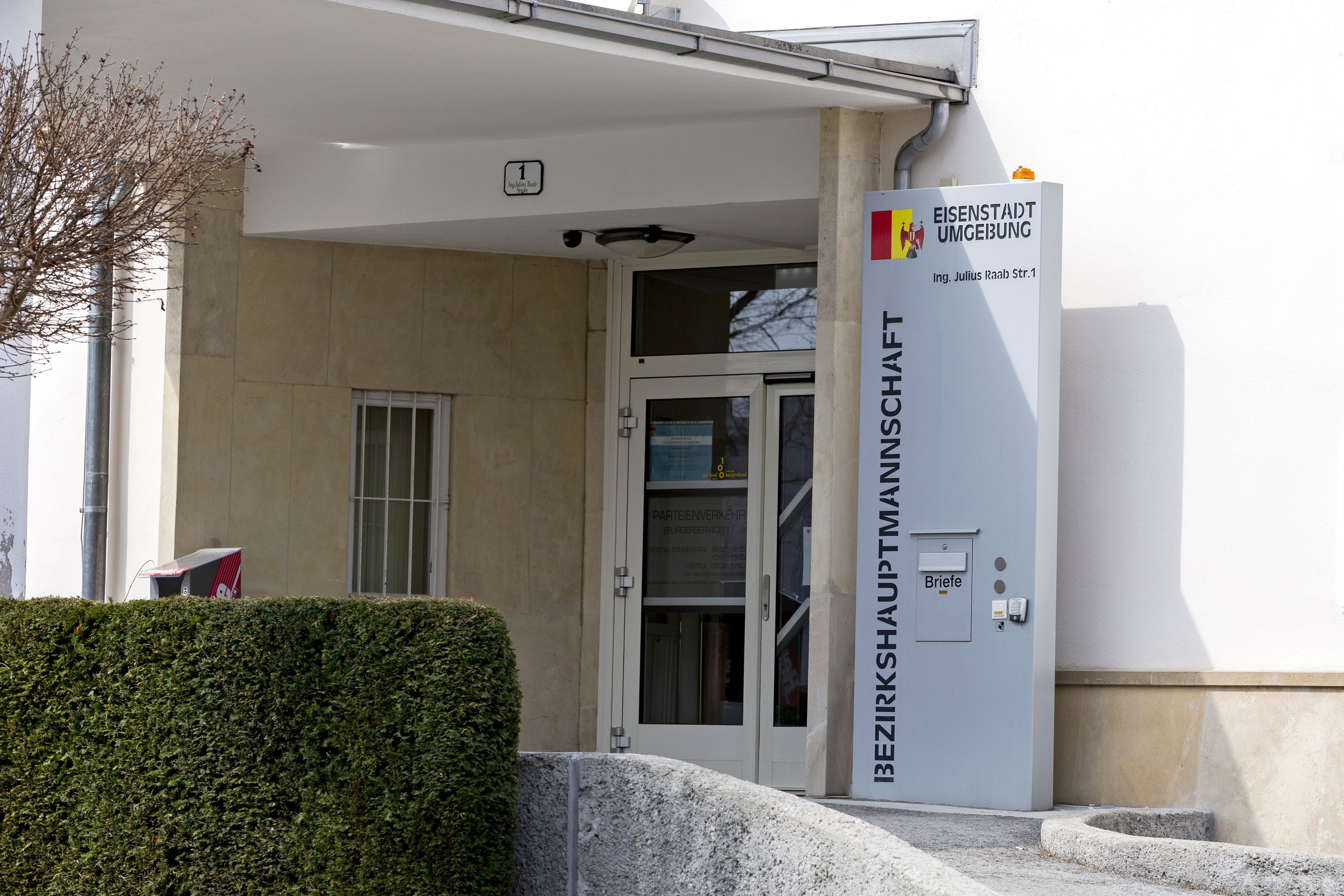 Die Bezirkshauptmannschaft Eisenstadt-Umgebung hat ein Badeverbot verhängt.