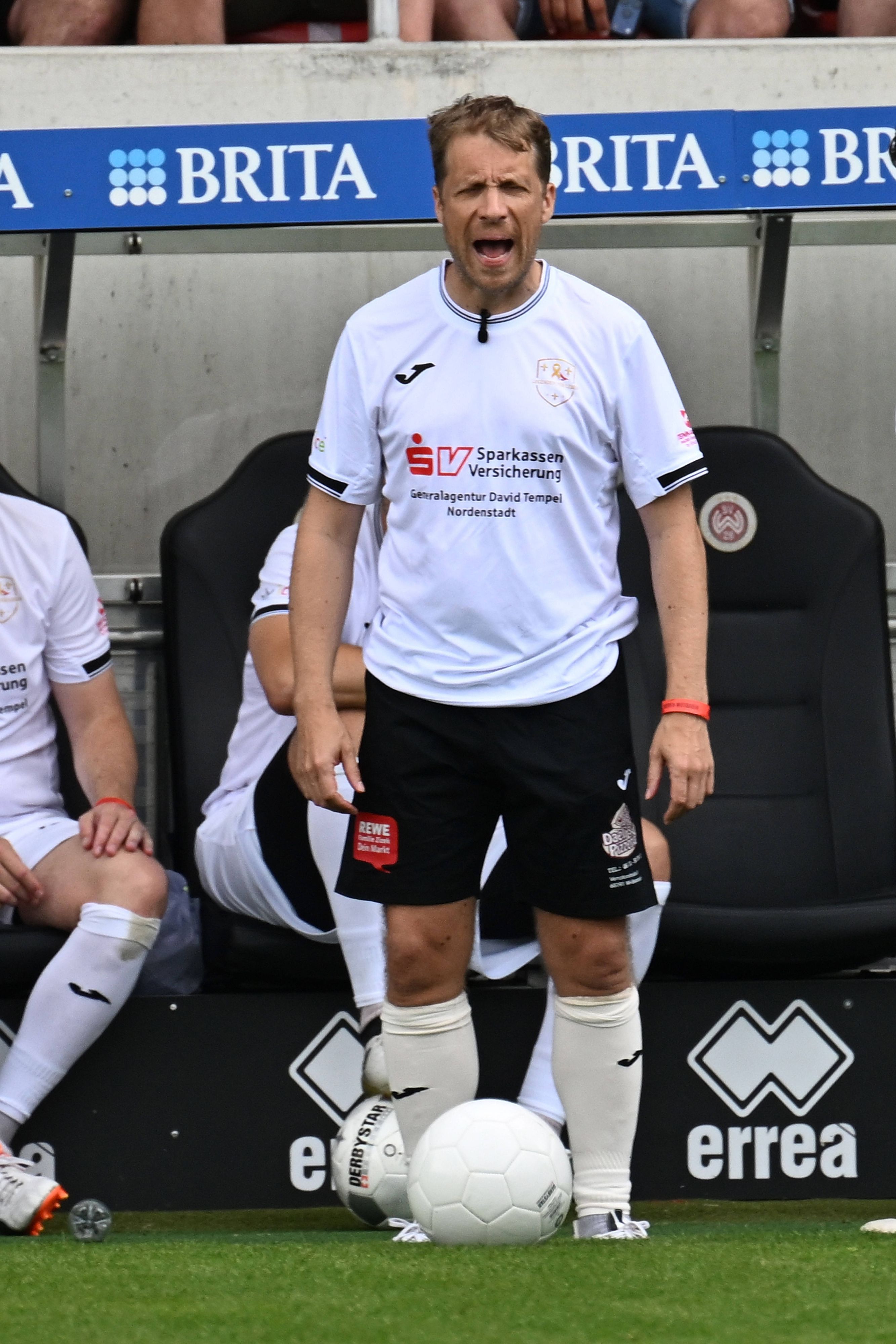Oliver Pocher ist ein Fußball-Fan.